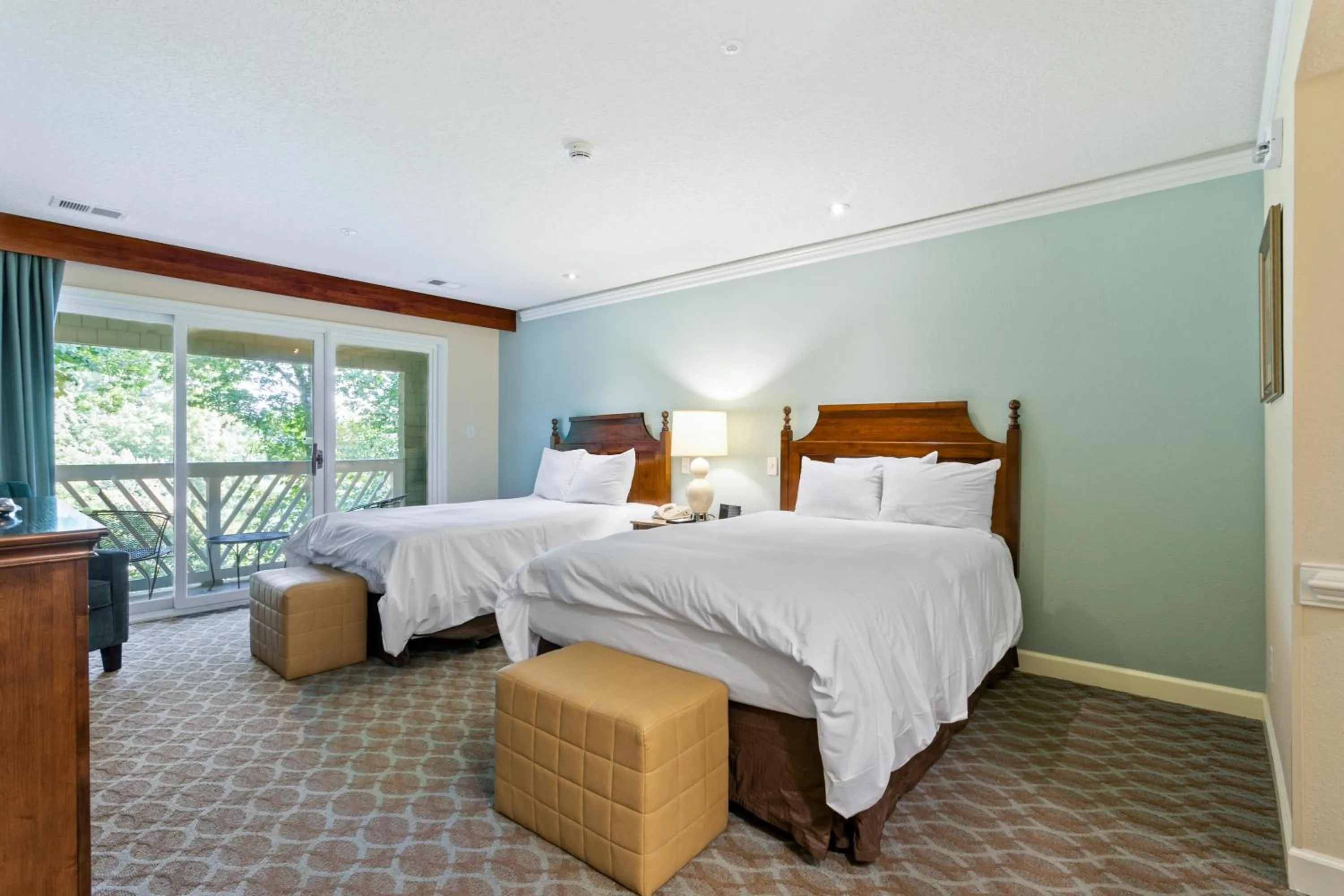 Deluxe Room with Two Double Beds in Kingsmill Resort