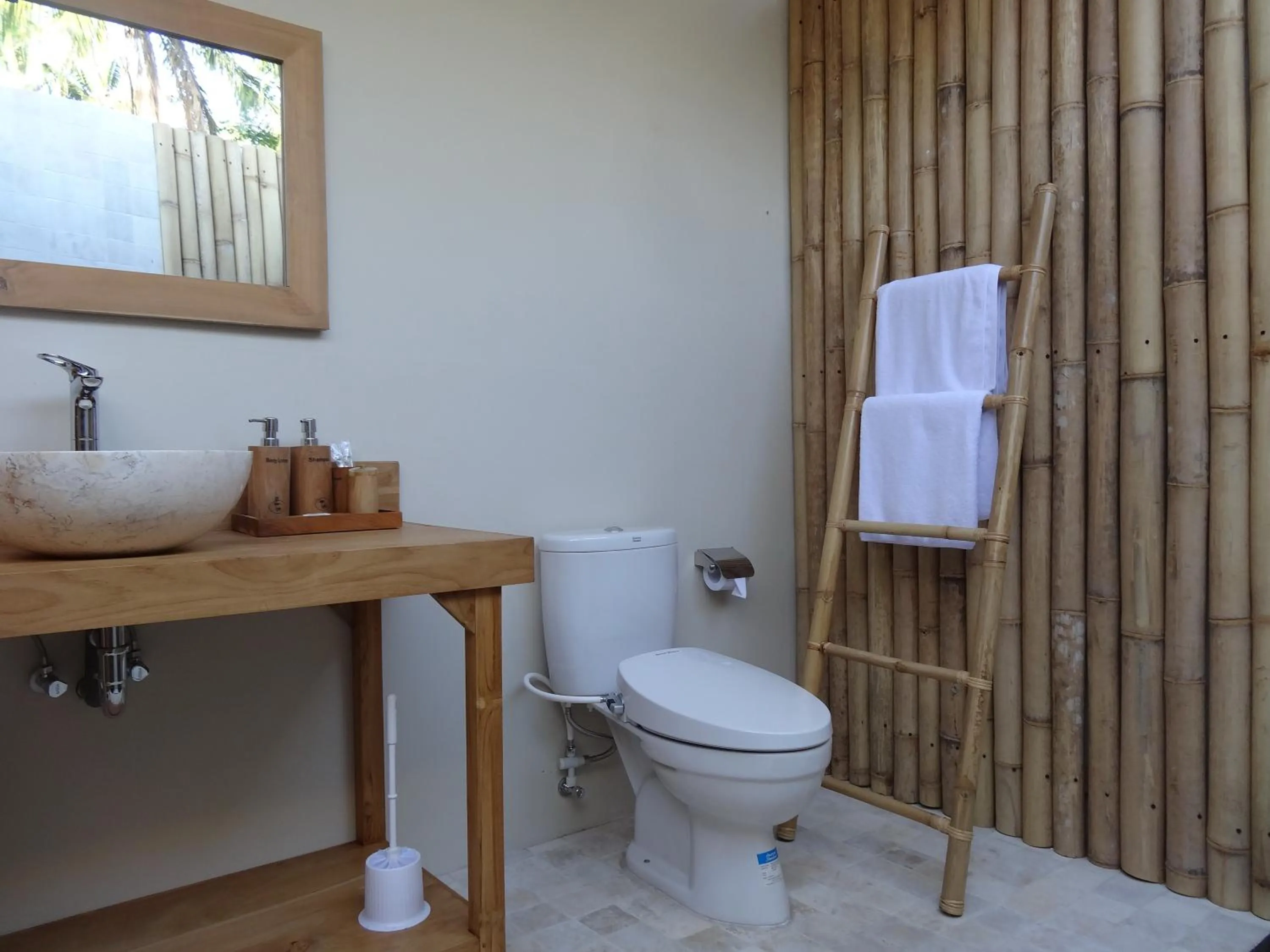 One-Bedroom Villa in Gili Tenda