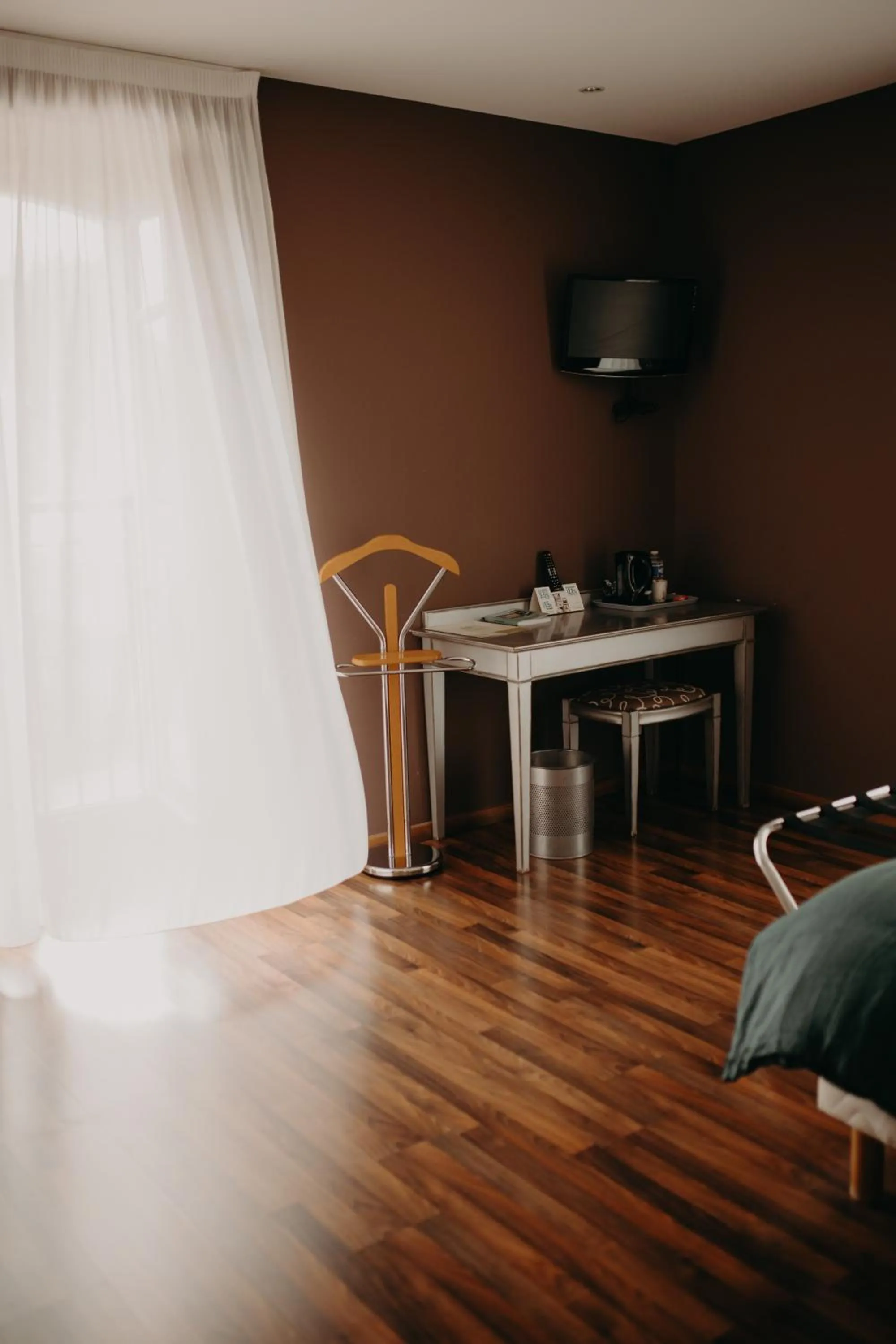 Deluxe Room Hotel Park View - single occupancy in Logis - Hotel Restaurant du Parc