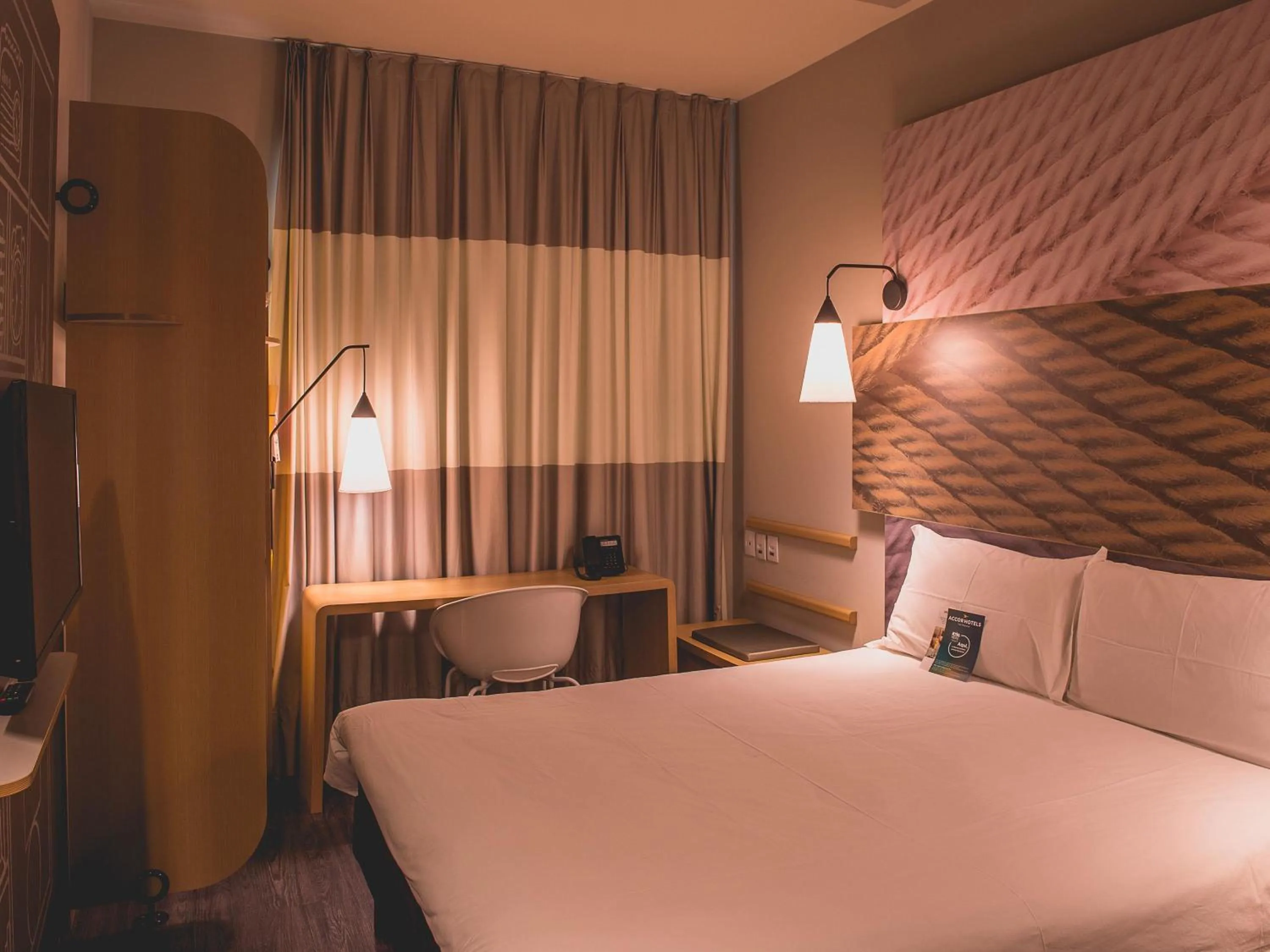 Standard Double Room in ibis Carlos Barbosa