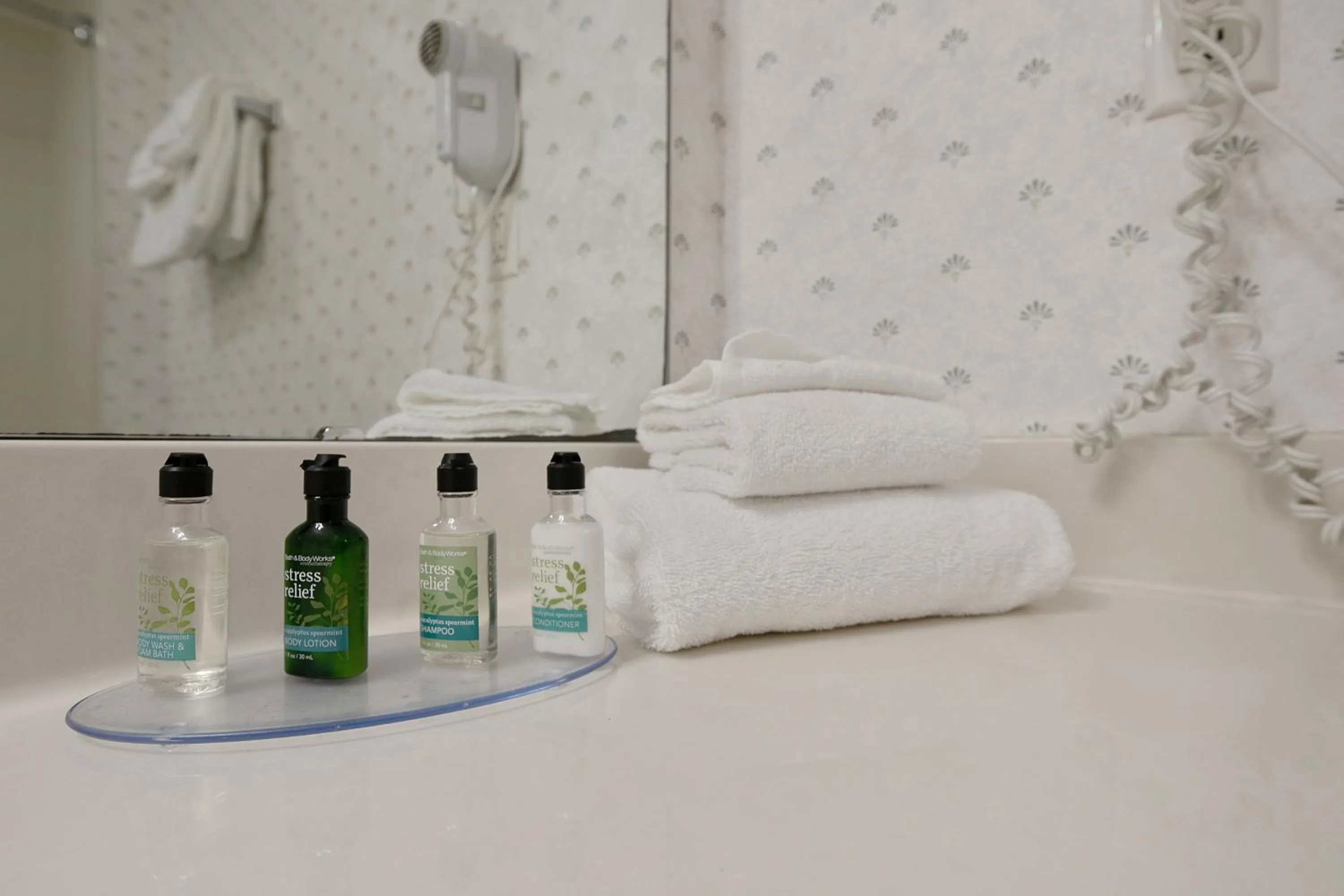 King Suite in The Landmark Inn