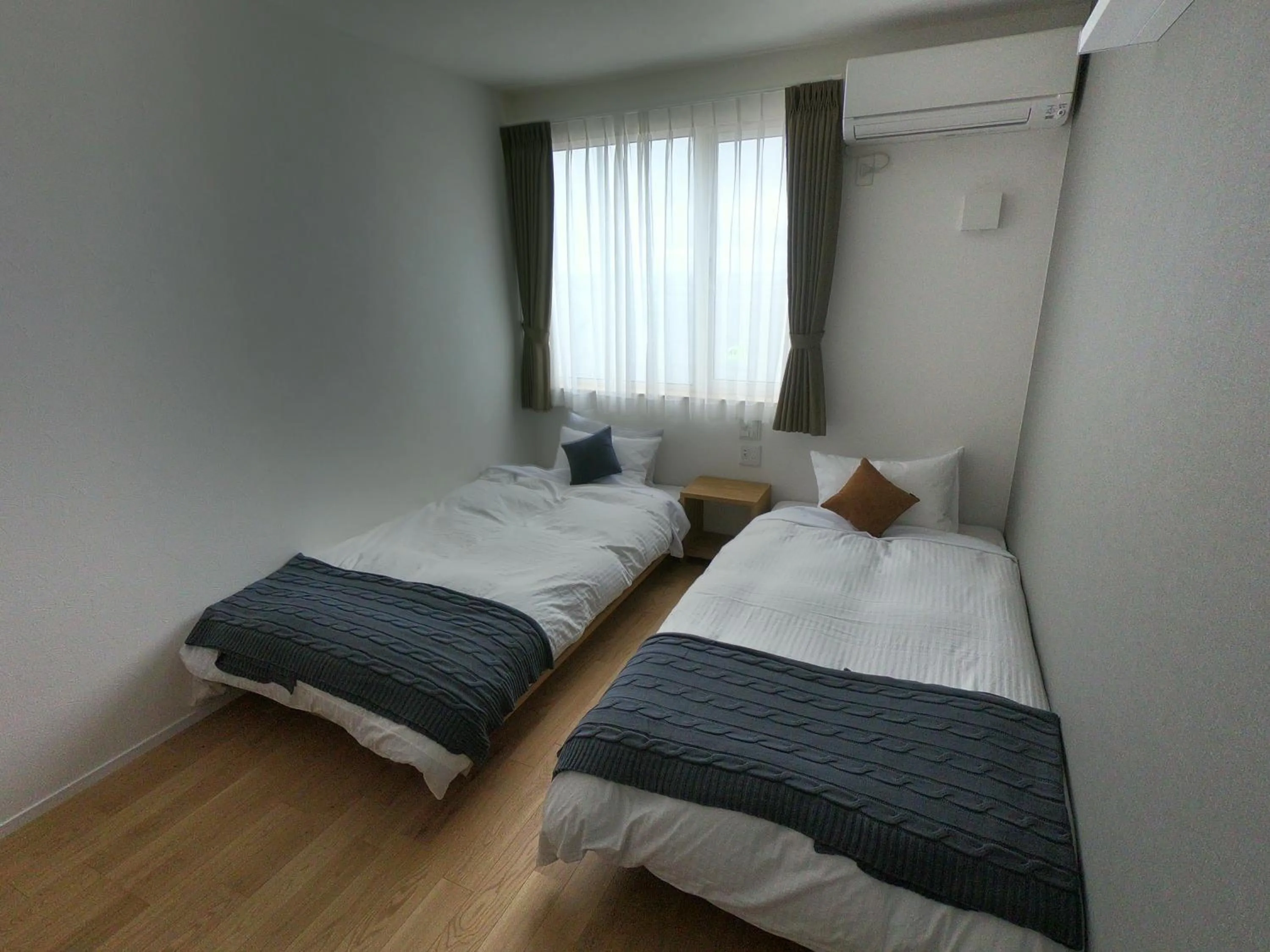 Twin Room with Bathroom - single occupancy - Non-Smoking in Shiretokoserai