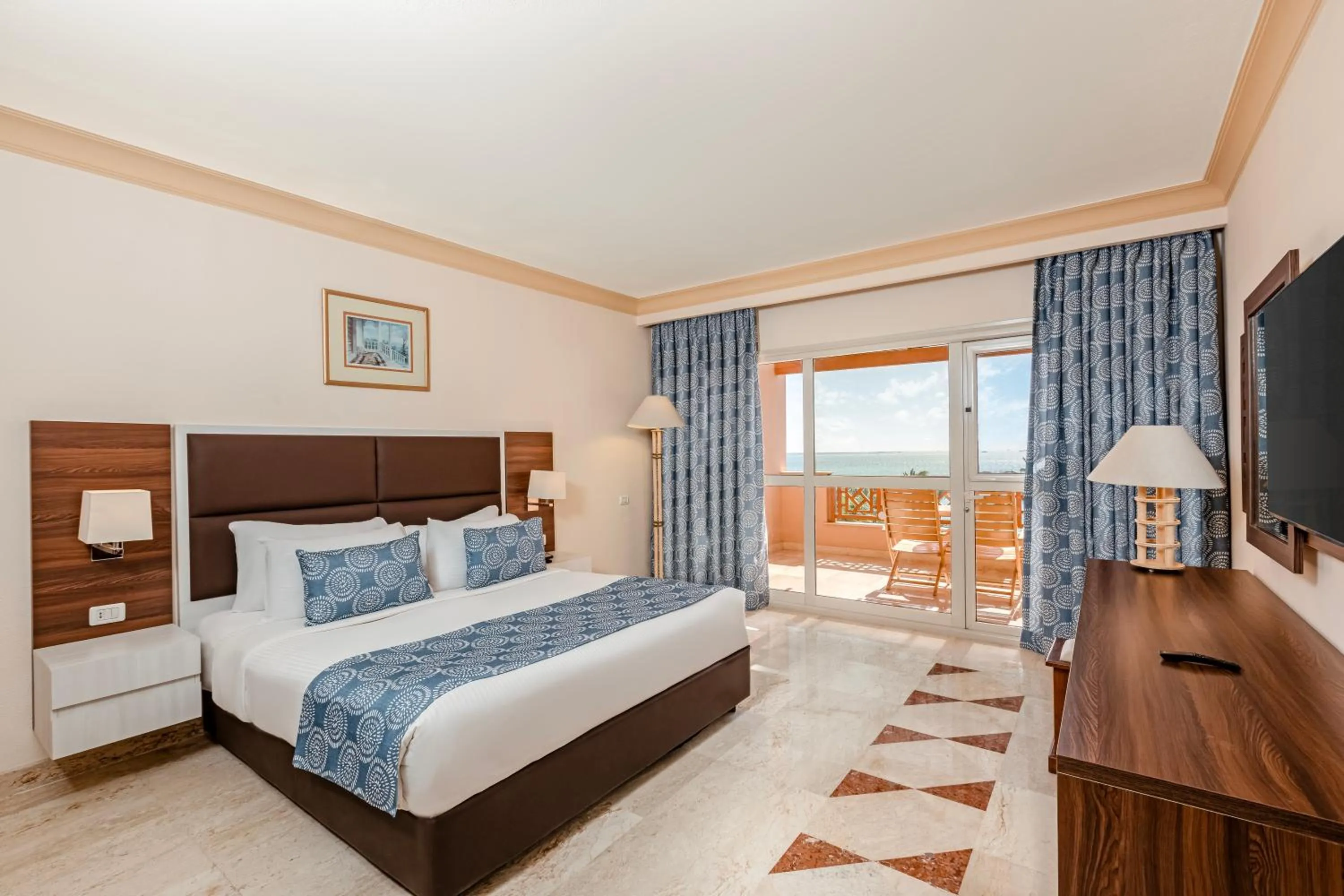 Classic Room with Sea View in Continental Hotel Hurghada
