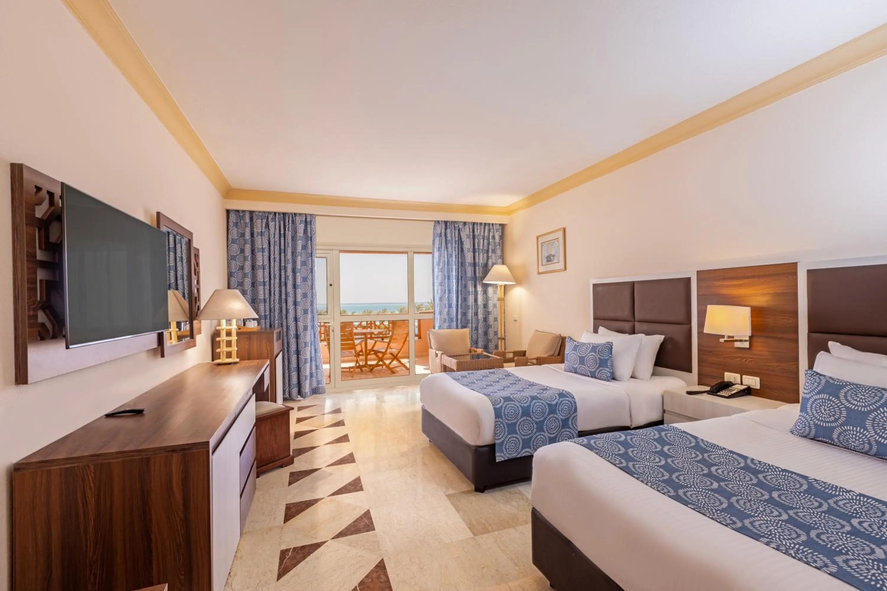 Deluxe Room with Sea View in Continental Hotel Hurghada