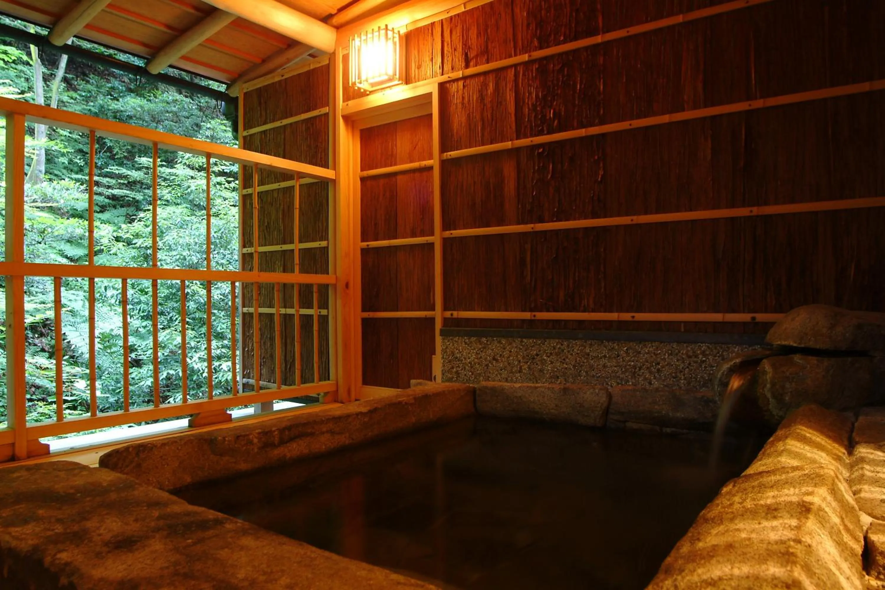 Family Room with Private Bathroom - single occupancy in Kinosaki Onsen Nishimuraya Hotel Shogetsutei