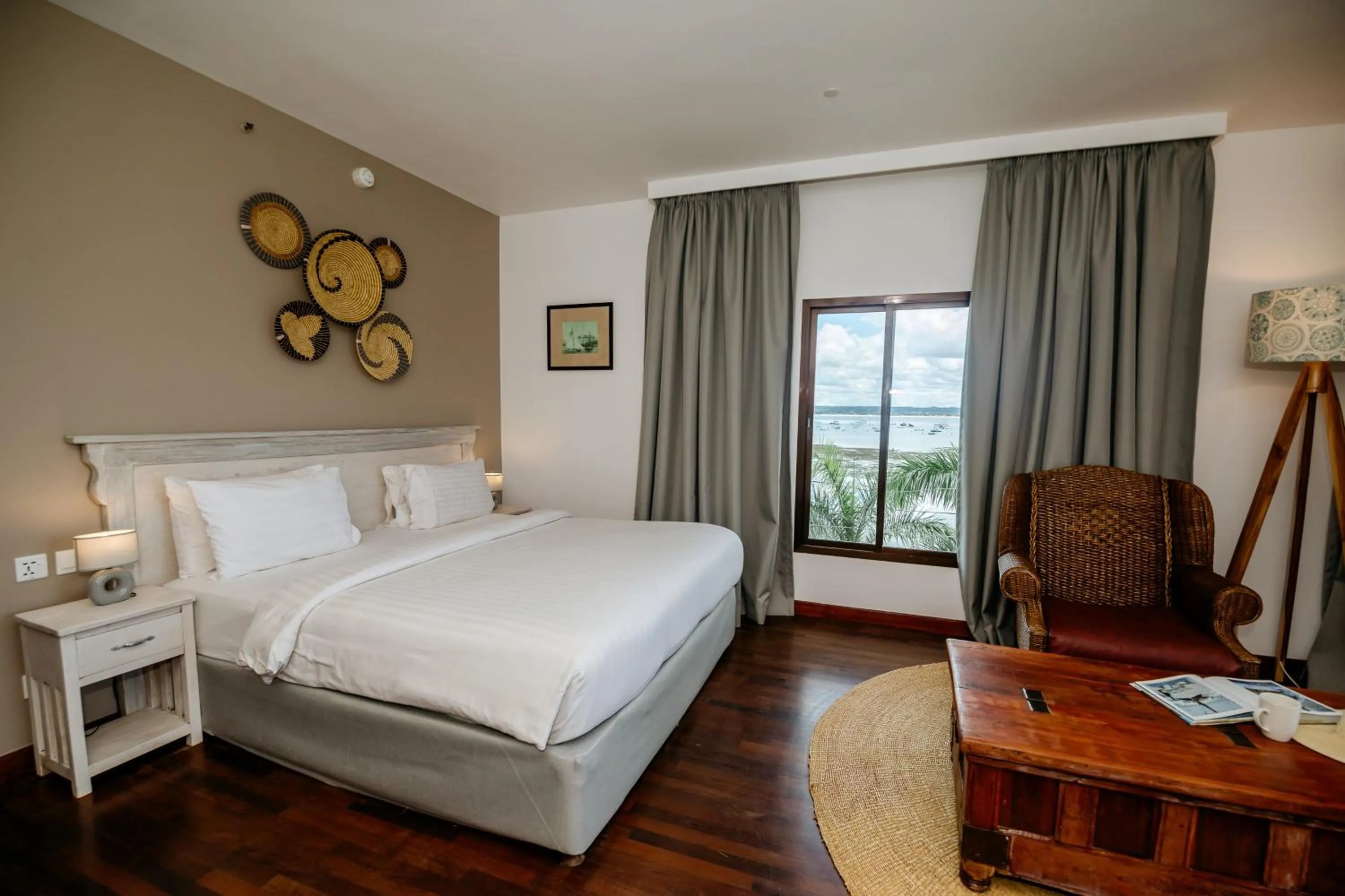 Tower Junior Suite Sea View in Coral Beach Hotel Dar Es Salaam