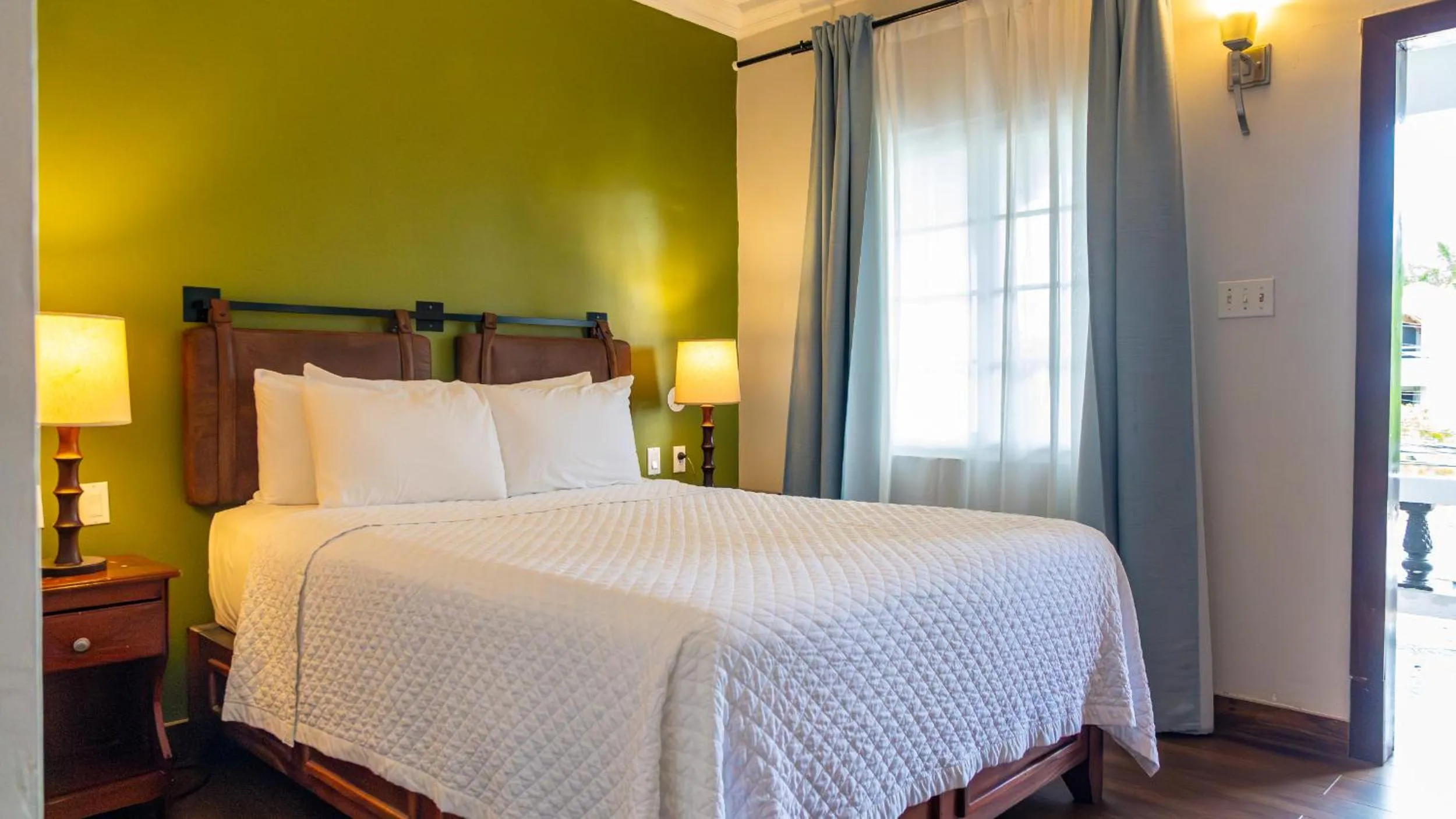 Standard  Room with One Queen Bed in Travellers Beach Resort