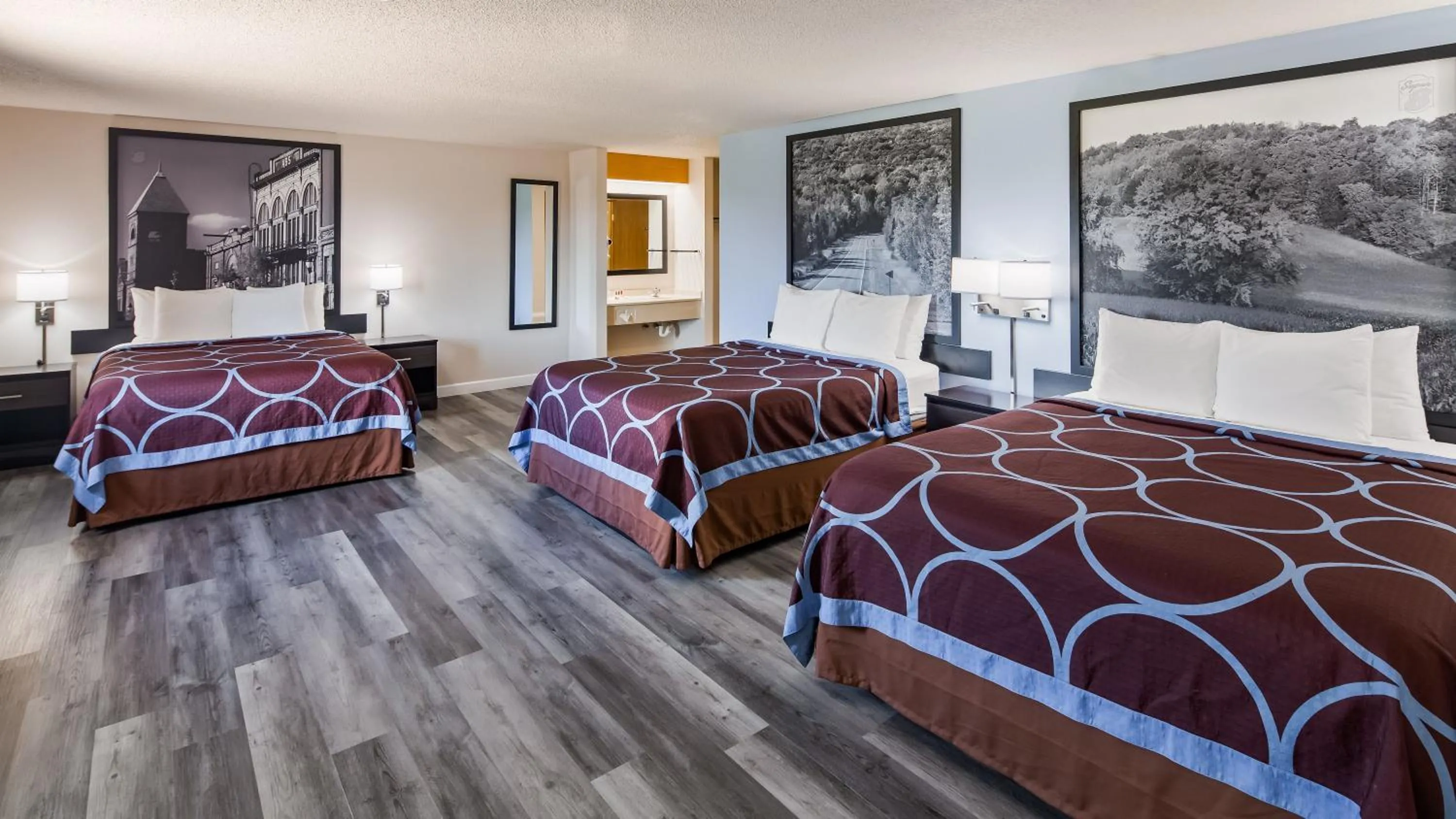 Studio Suite with Three Queen Beds - Non-Smoking in Super 8 by Wyndham Neillsville WI