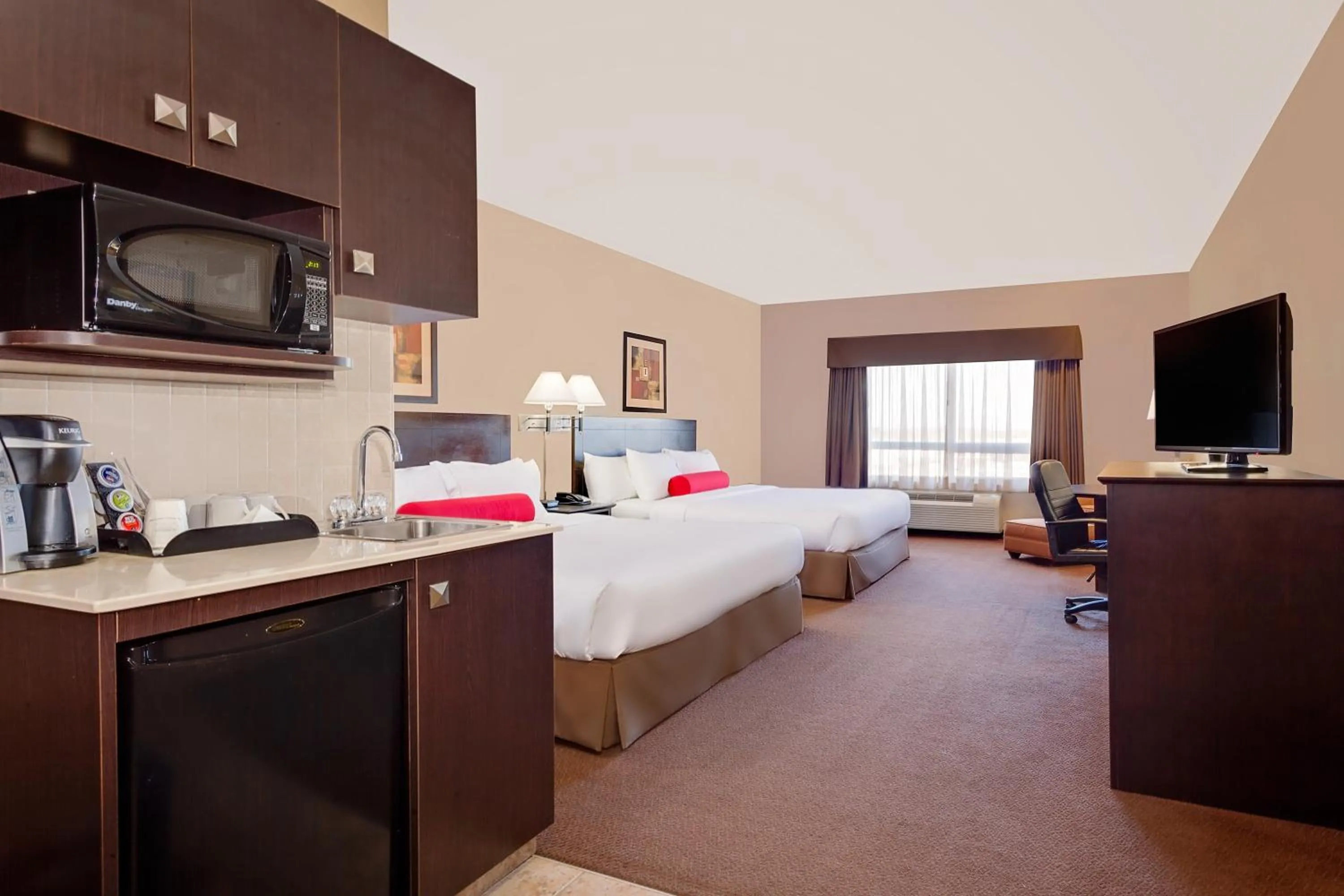 King Room with Two King Beds - Non-Smoking in Ramada by Wyndham Stettler