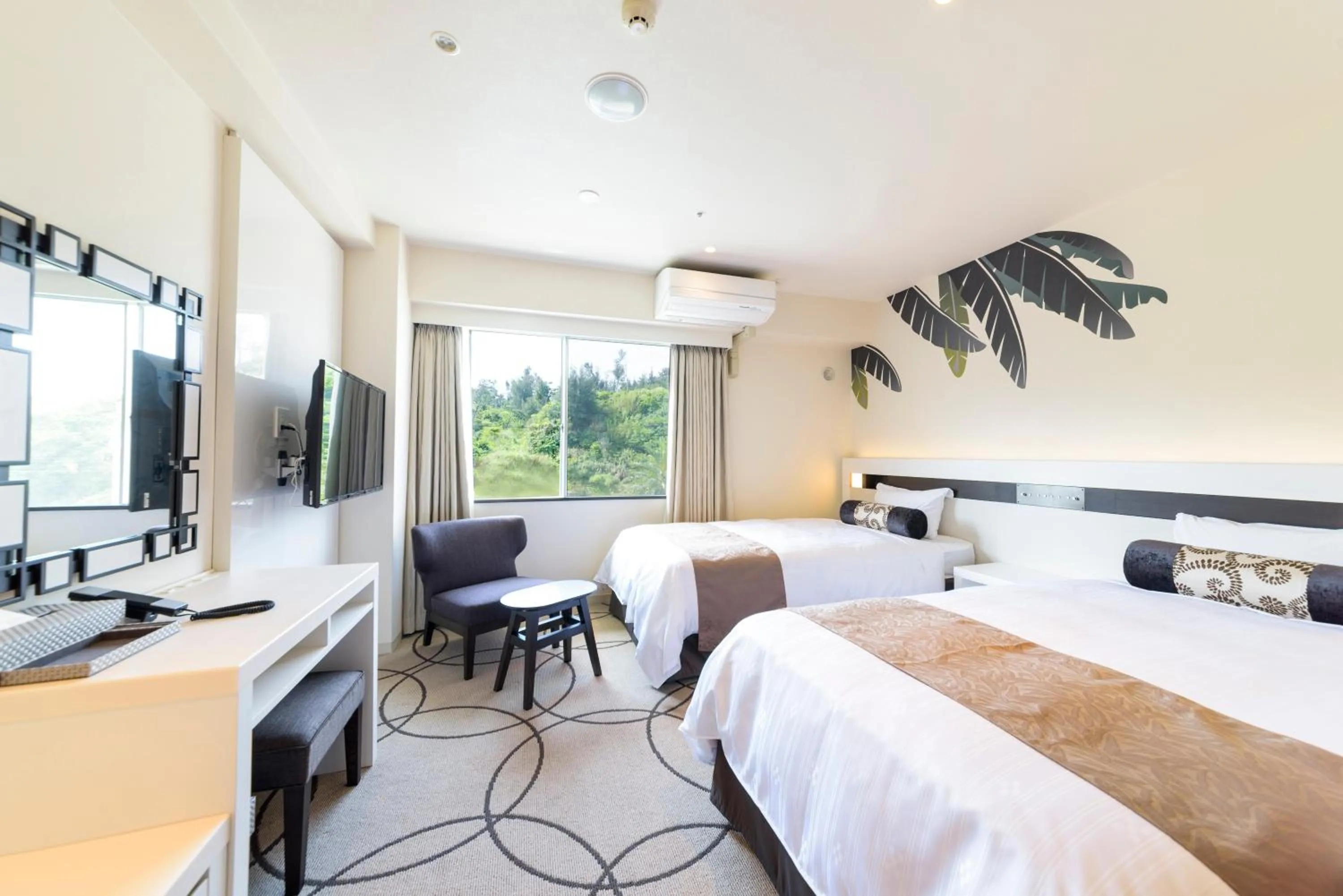 Twin Room with Mountain View in Kanehide Kise Beach Palace