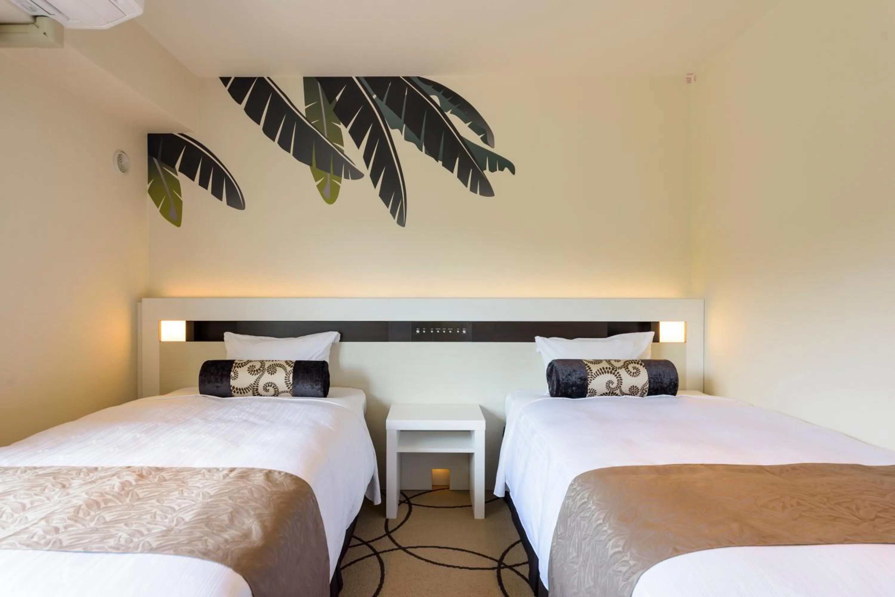 Twin Room with Mountain View - single occupancy in Kanehide Kise Beach Palace