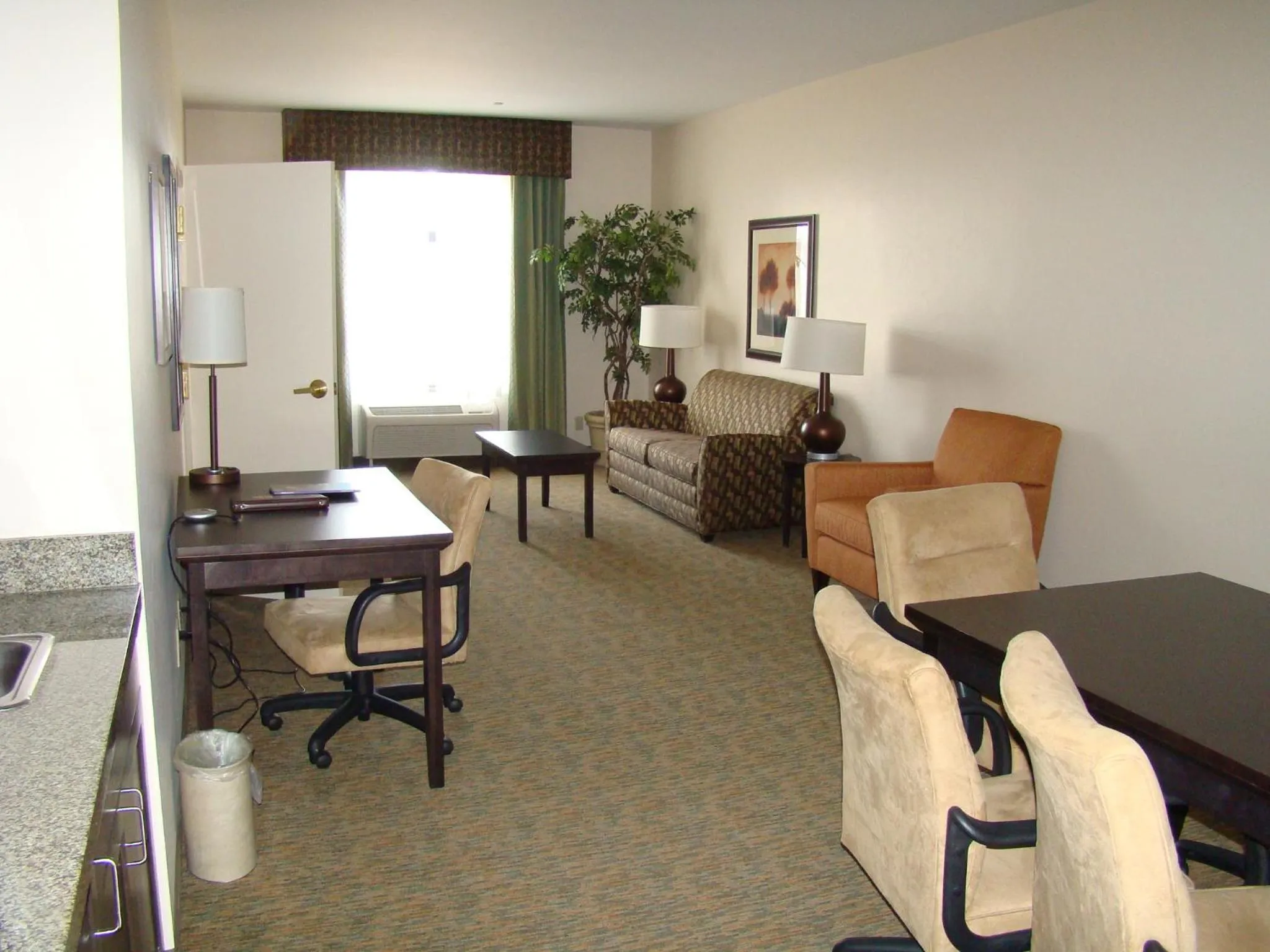 One-Bedroom King Suite with Jetted Tub in Holiday Inn Express & Suites Oro Valley-Tucson North by IHG