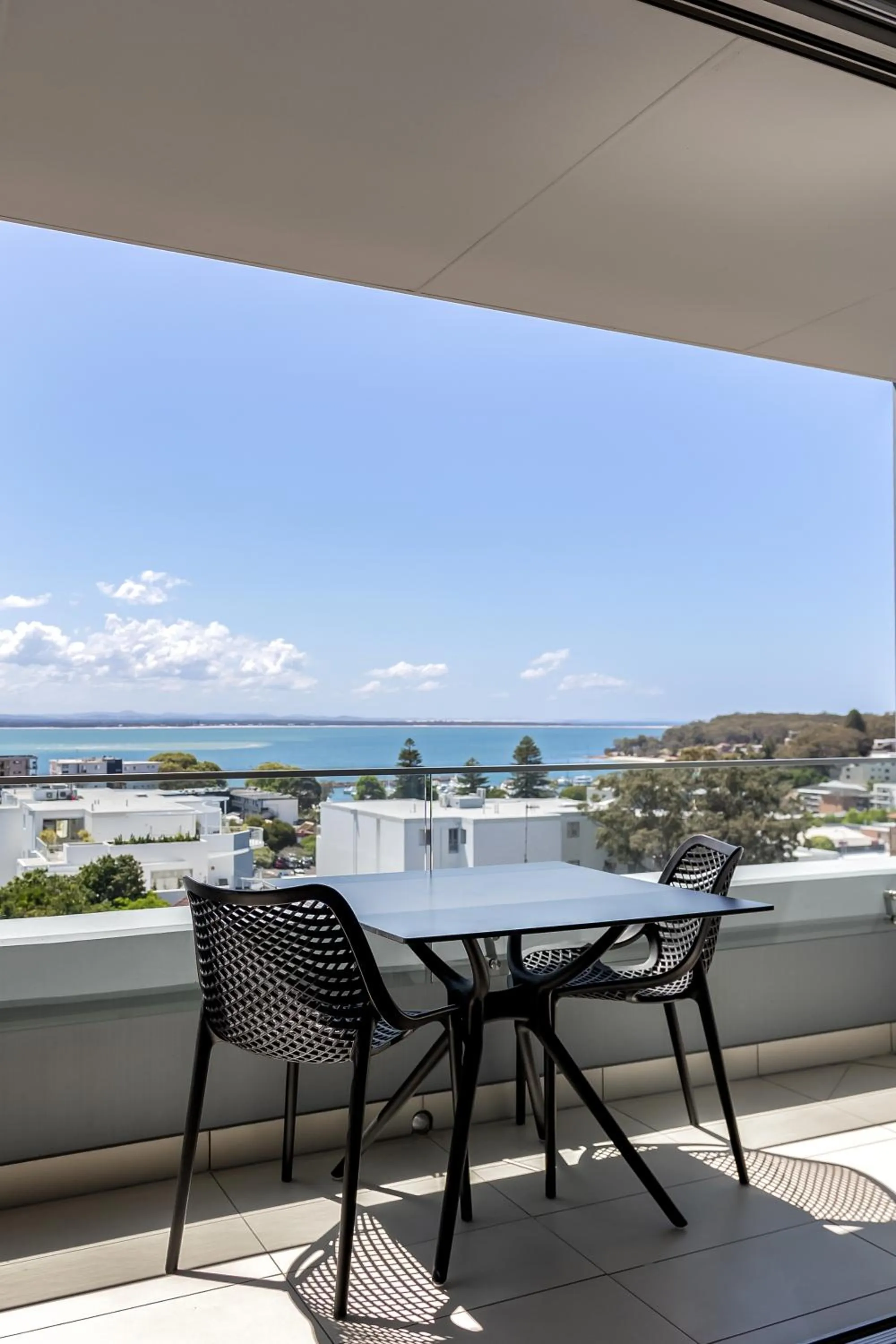 Two-Bedroom Apartment with Sea View in Oaks Nelson Bay Lure Suites