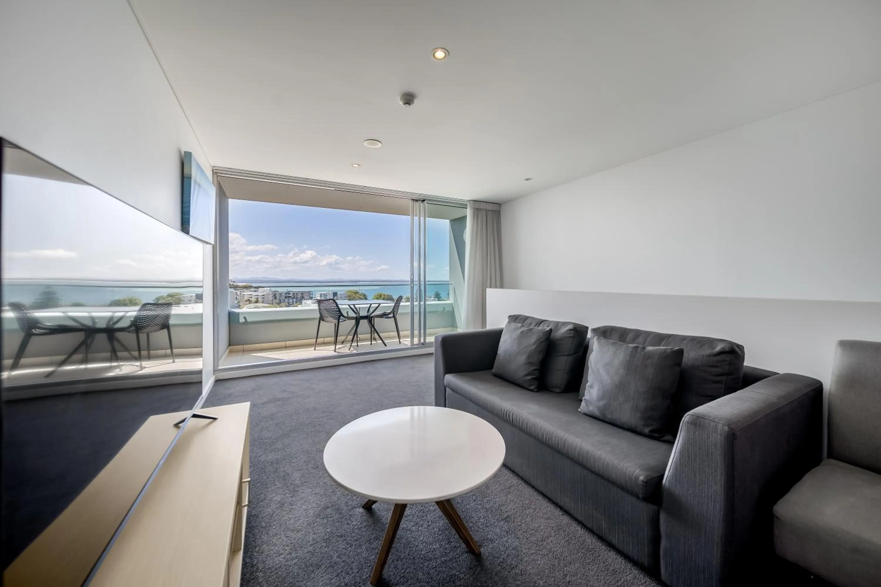 One-Bedroom Apartment with Sea View in Oaks Nelson Bay Lure Suites
