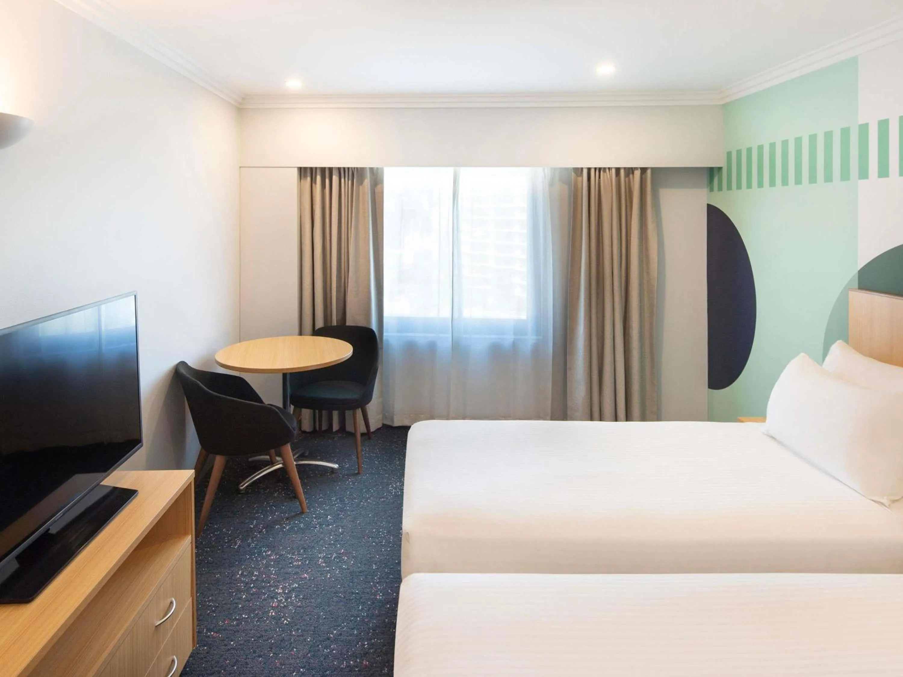 Superior Twin Room in ibis Styles Sydney Central