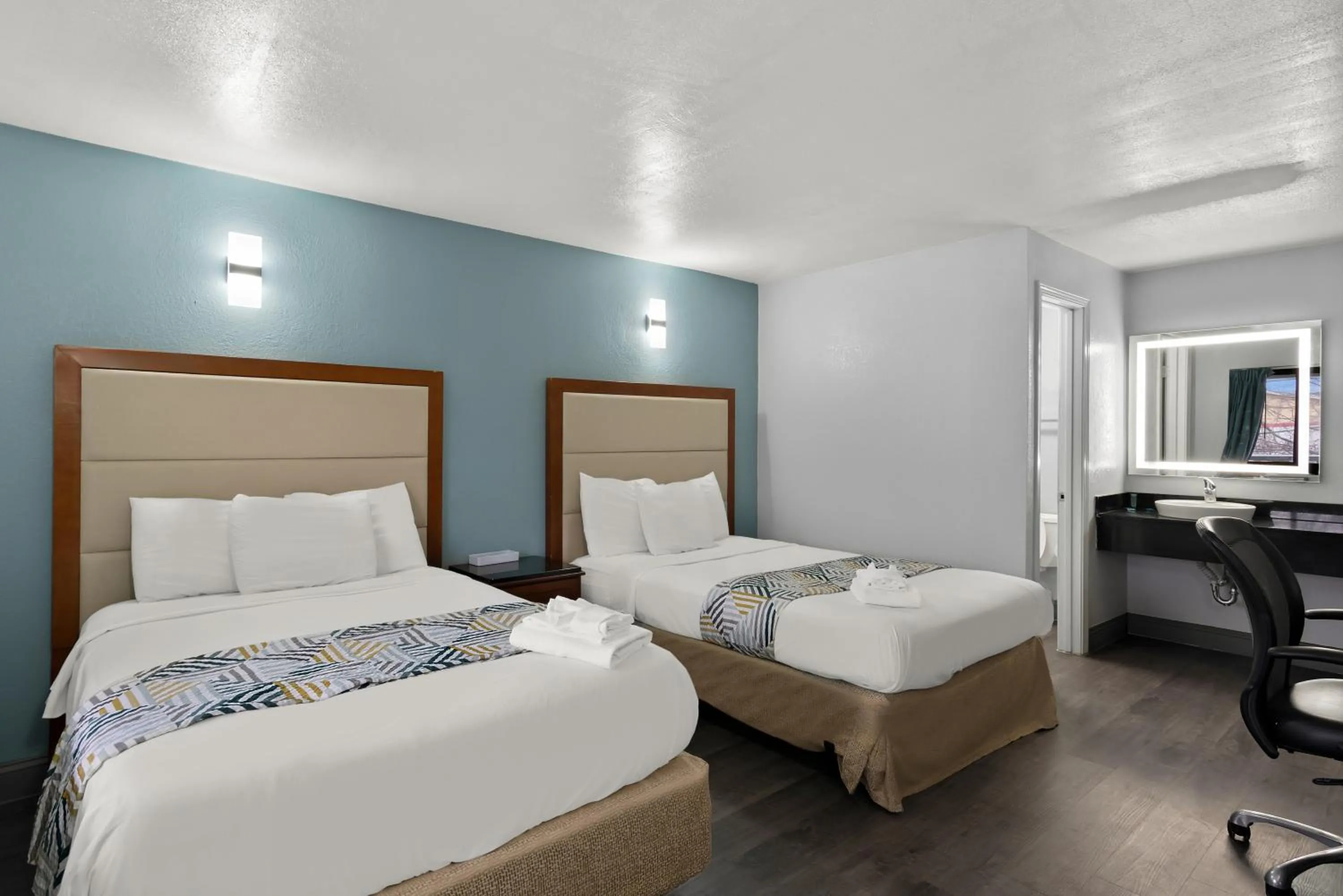 2 Double Beds Accessible Non Smoking in Americas Best Value Inn Bangor