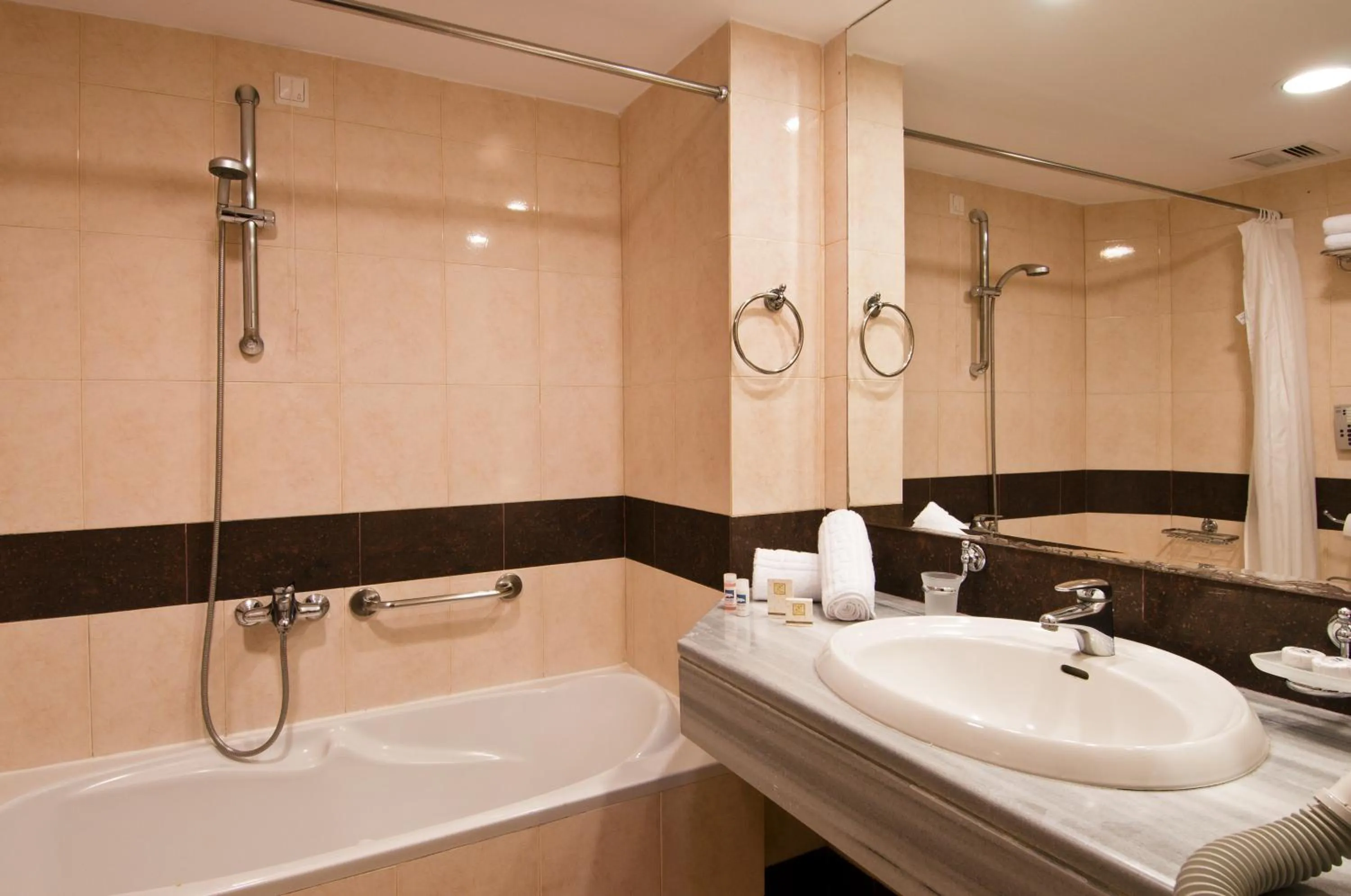 Executive Suite in Kipriotis Panorama Hotel & Suites