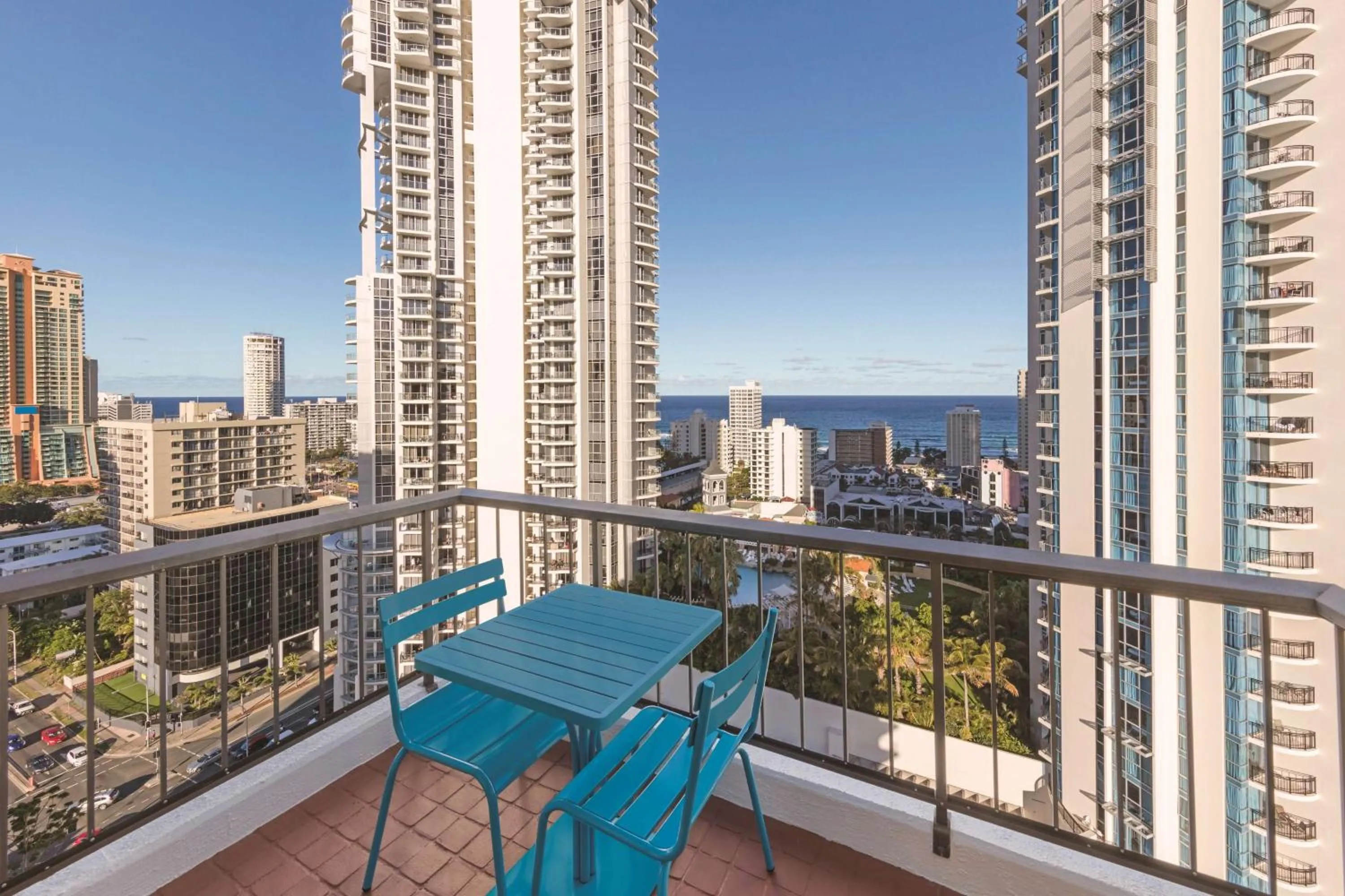 King or Twin Room with Ocean View in Vibe Hotel Gold Coast