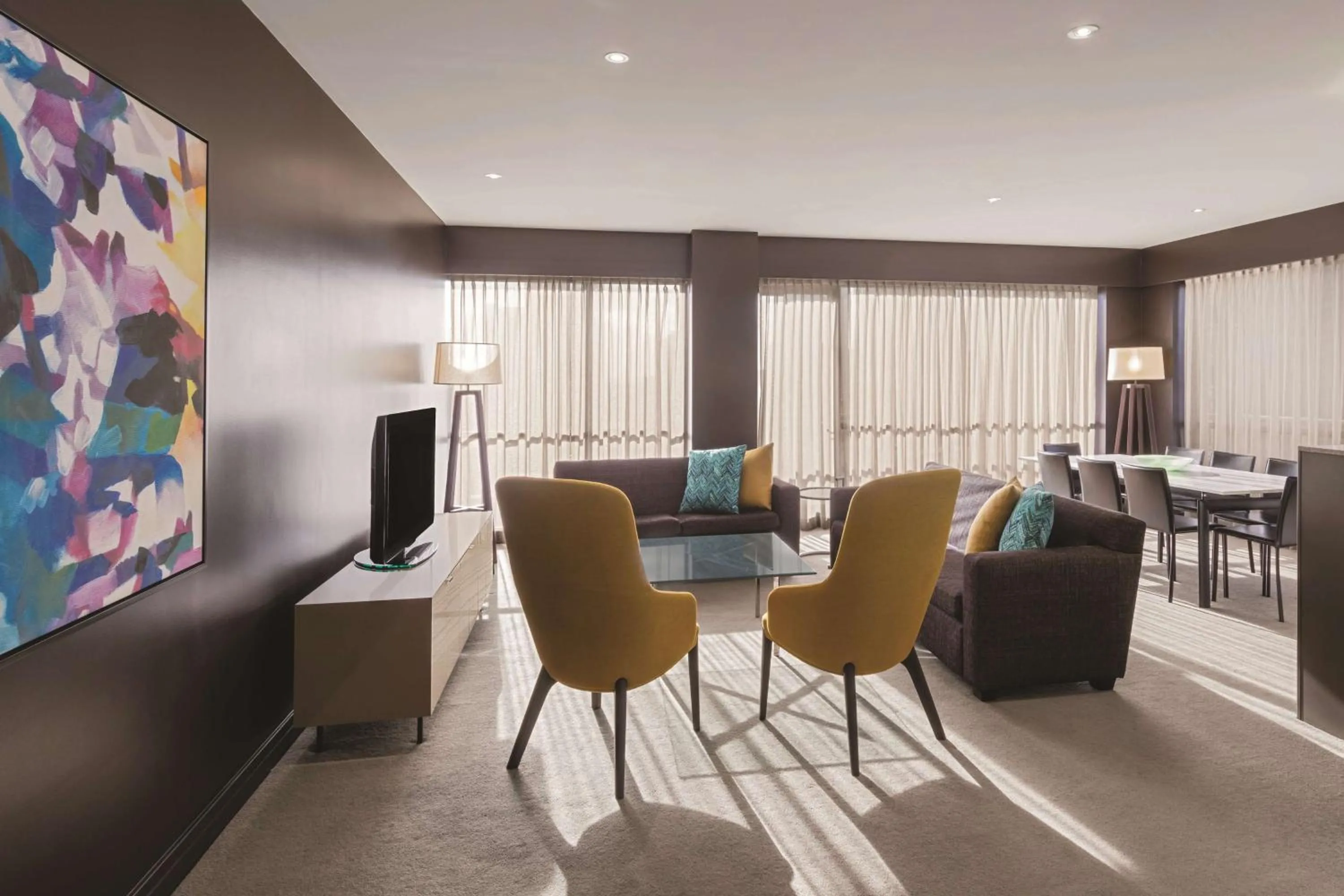 Three-Bedroom Apartment in Adina Apartment Hotel Melbourne