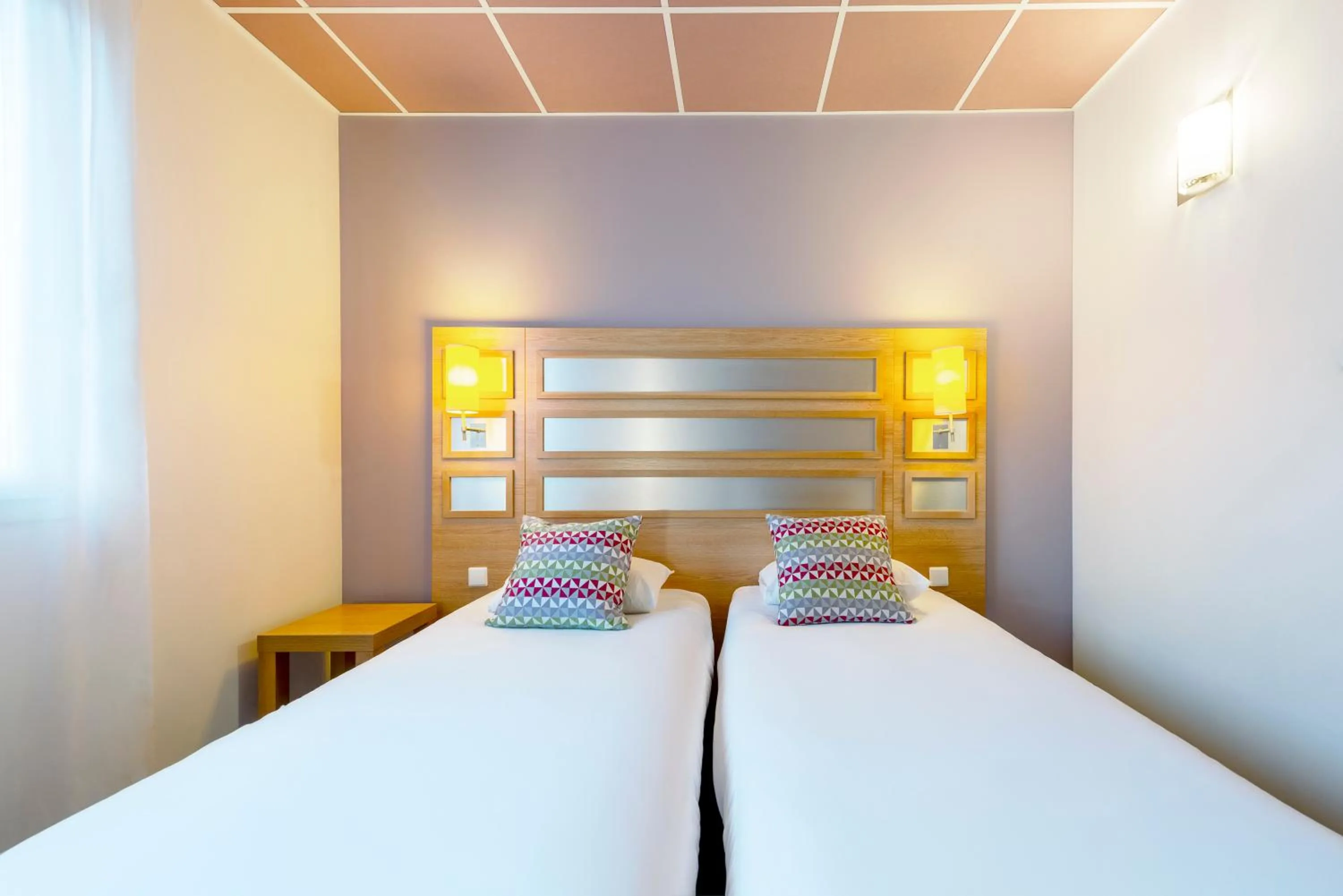 Standard Twin Room in Campanile Metz Nord - Talange