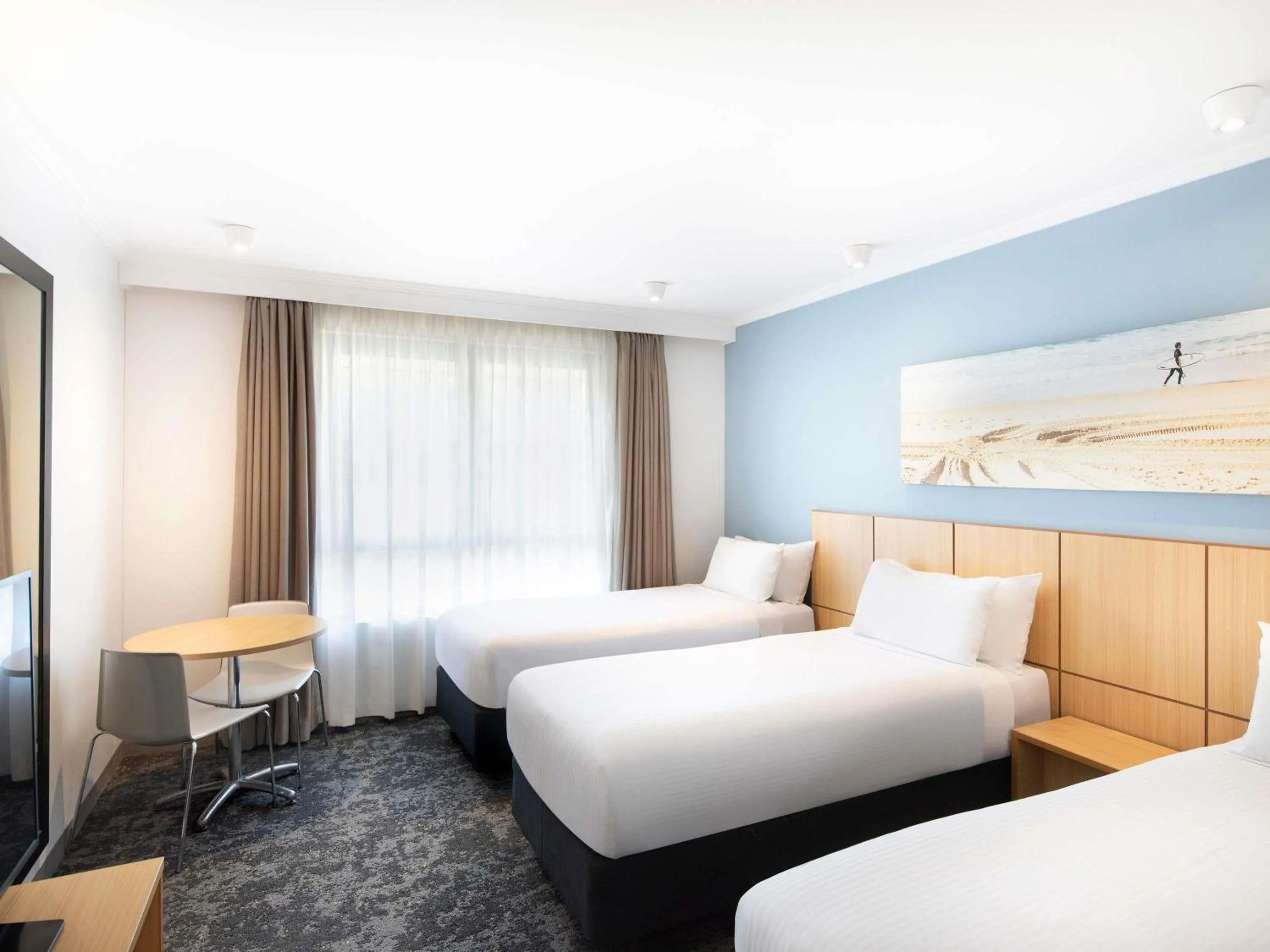 Standard Triple Room in Mercure Sydney Manly Warringah