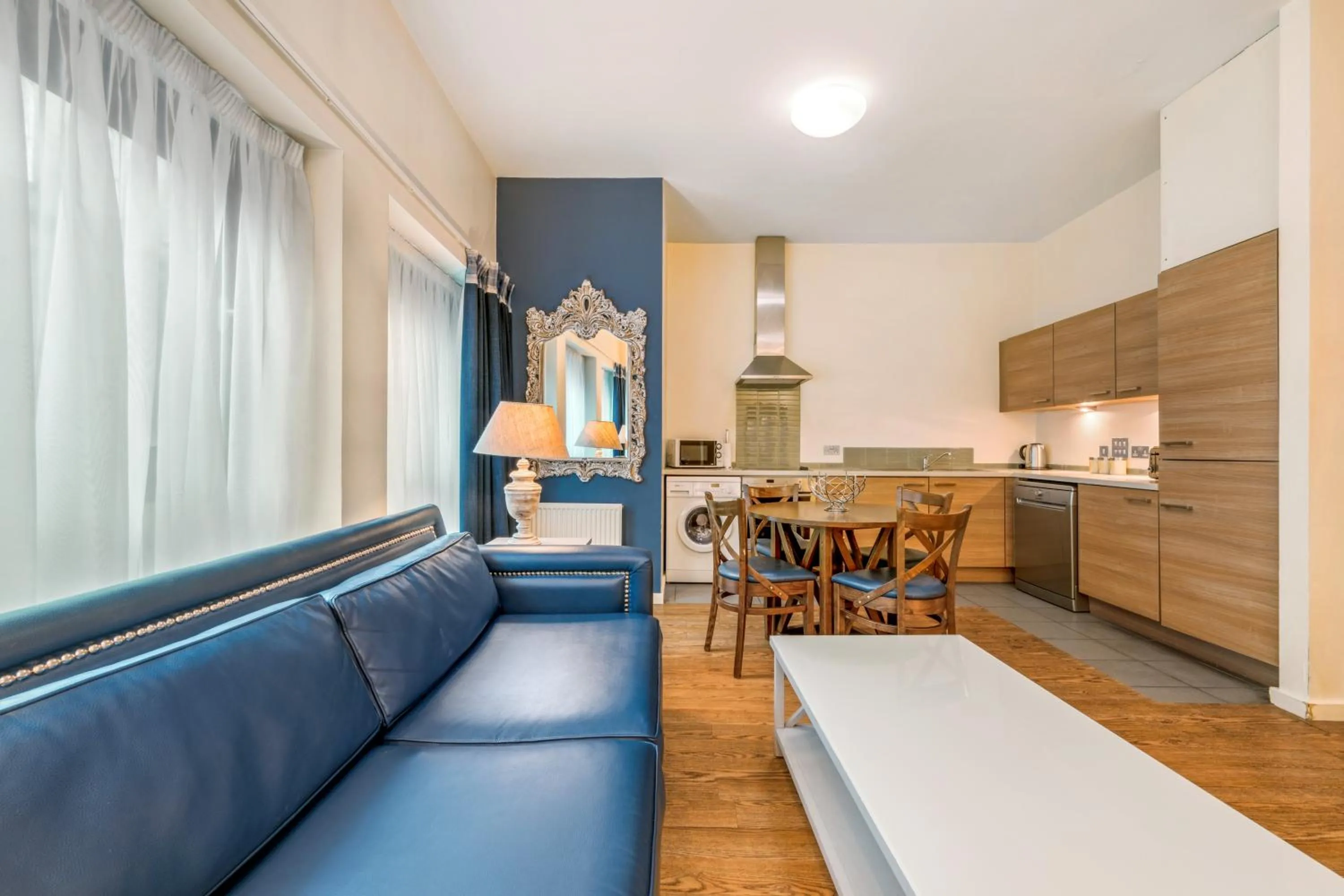 Studio in Princes Street Suites