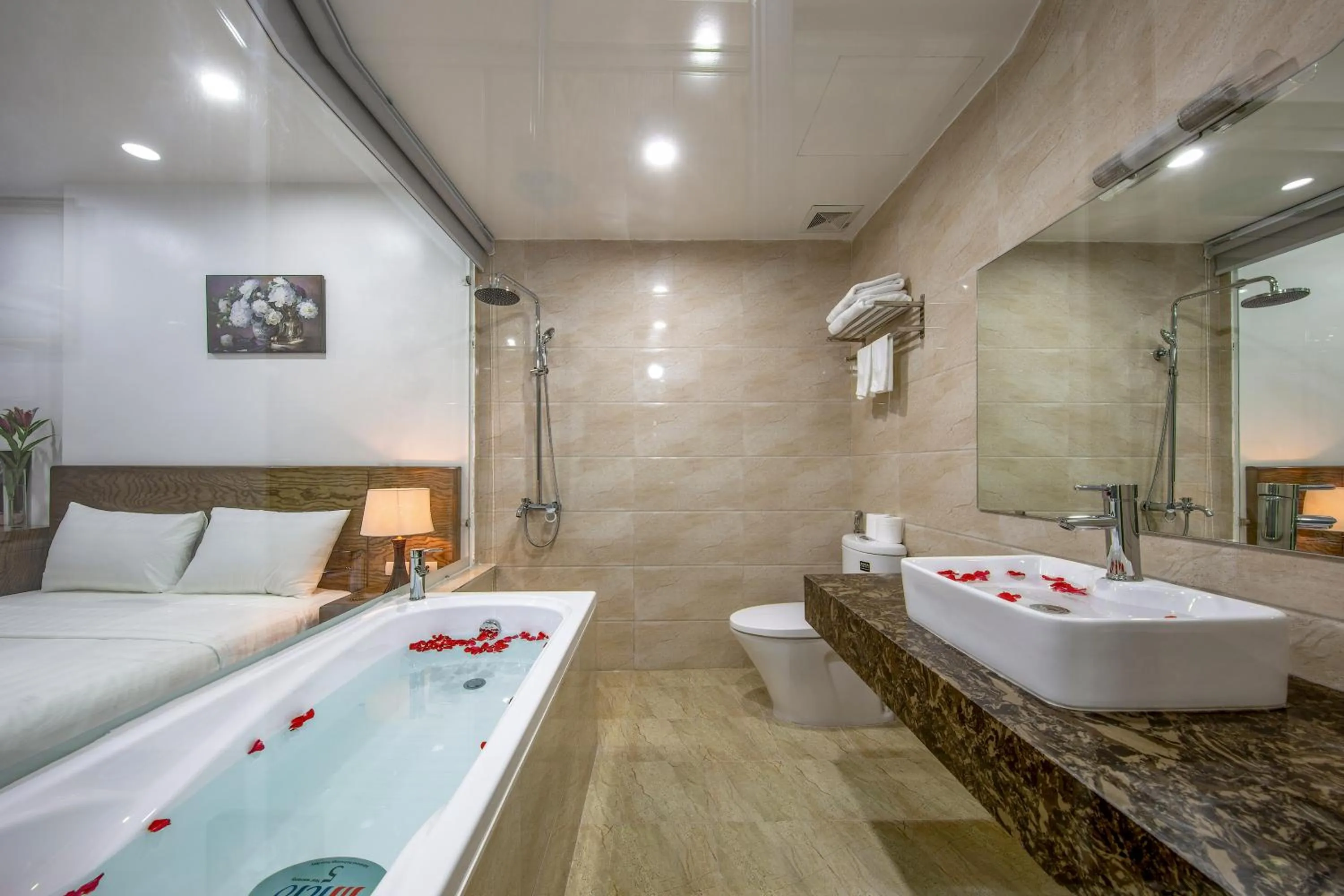 Deluxe Apartment in Granda Suites Hanoi