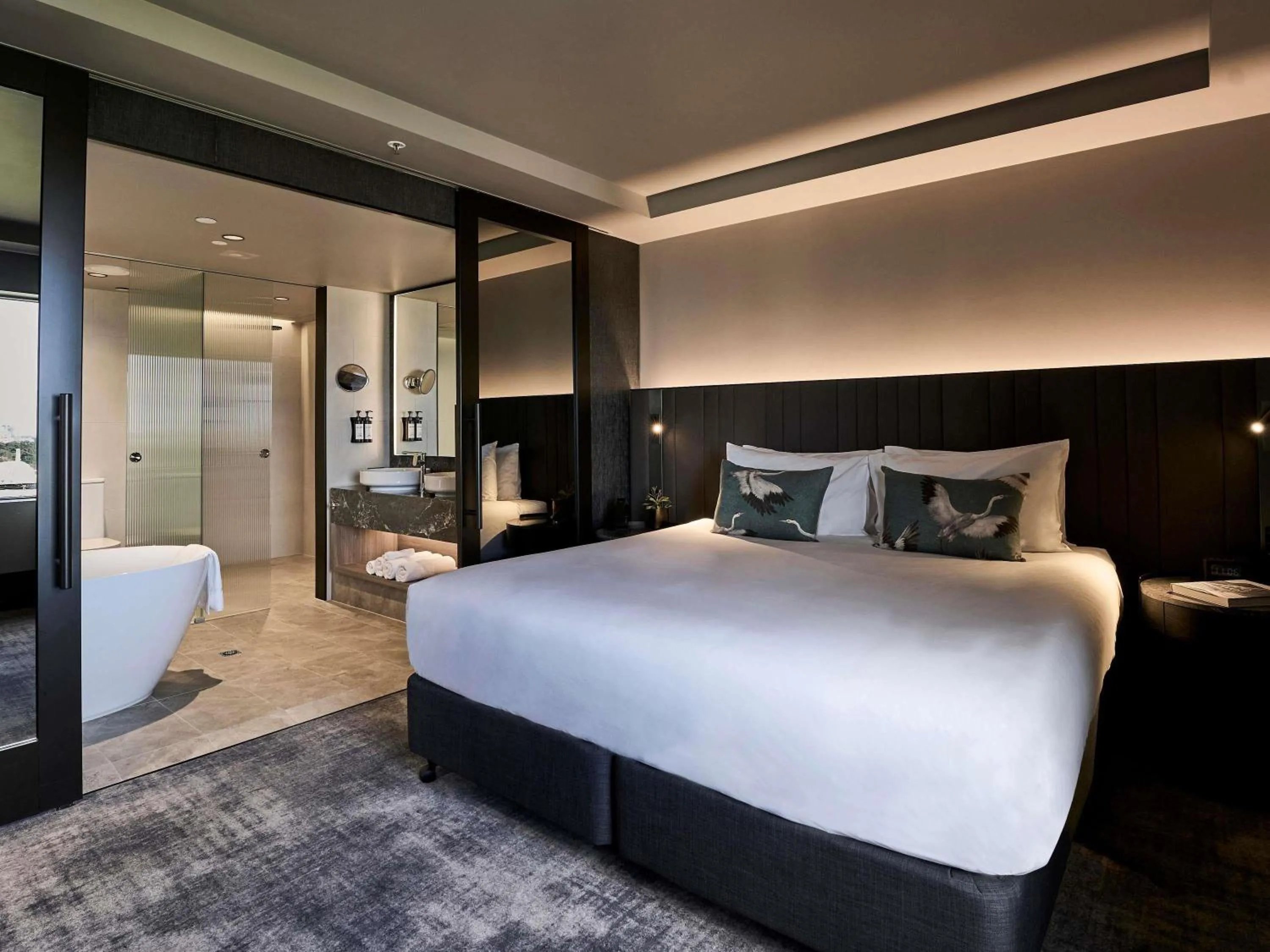 Superior King Suite with City and Garden View in Pullman Melbourne On the Park