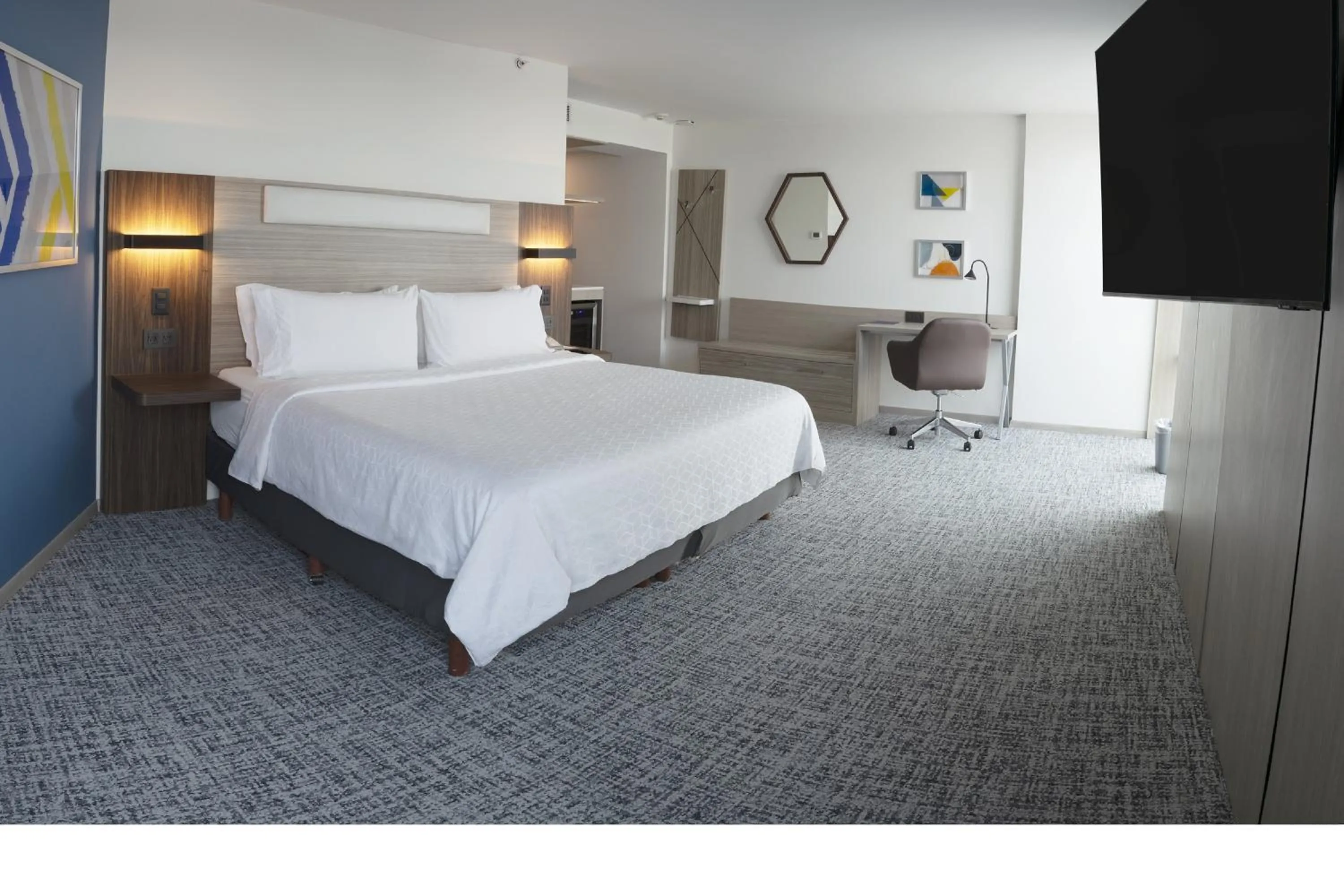 King Suite in Holiday Inn Express Toluca Galerias Metepec by IHG