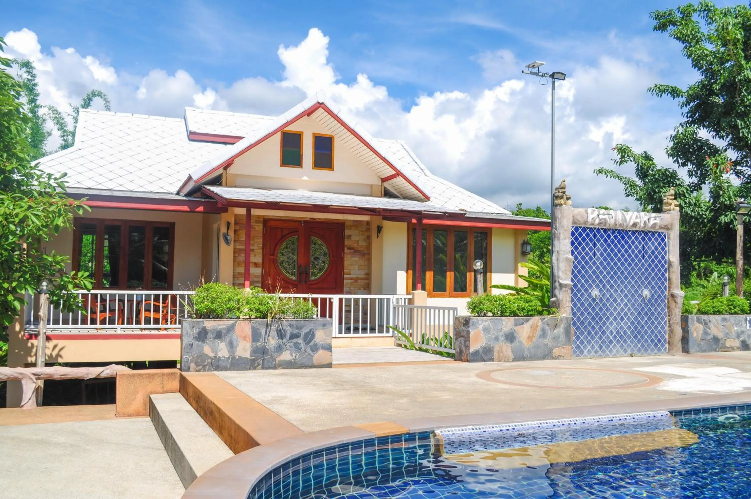 Pool Villa 2 ( 8 Adults ) in Pai Iyara Resort