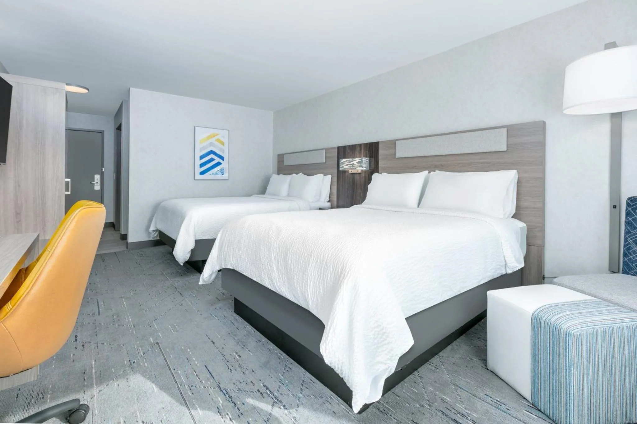 Standard Room with Two Queen Beds in Holiday Inn Express Hotel and Suites Valparaiso by IHG