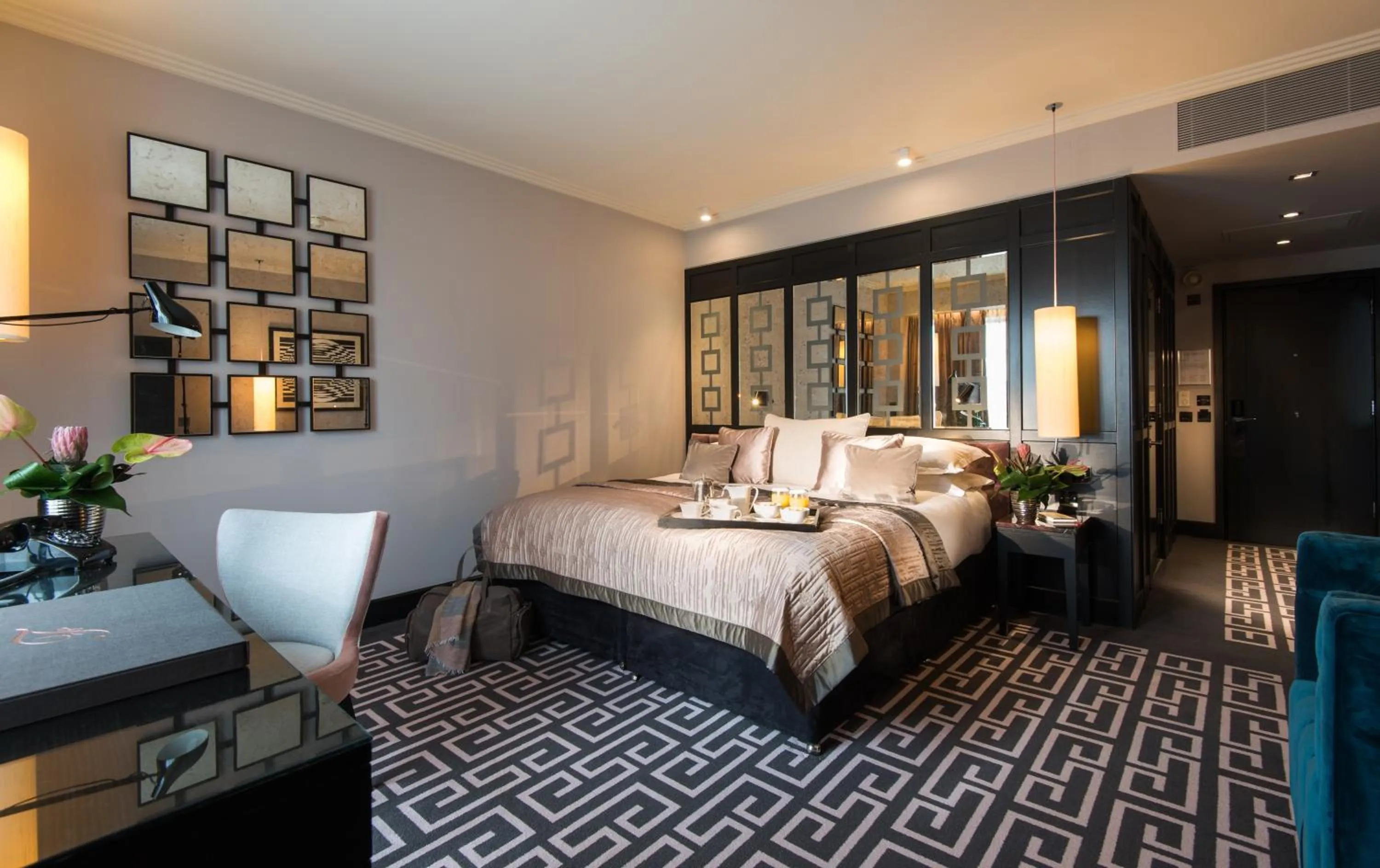 Standard Wheelchair Accessible Room in The Fitzwilliam Hotel Belfast