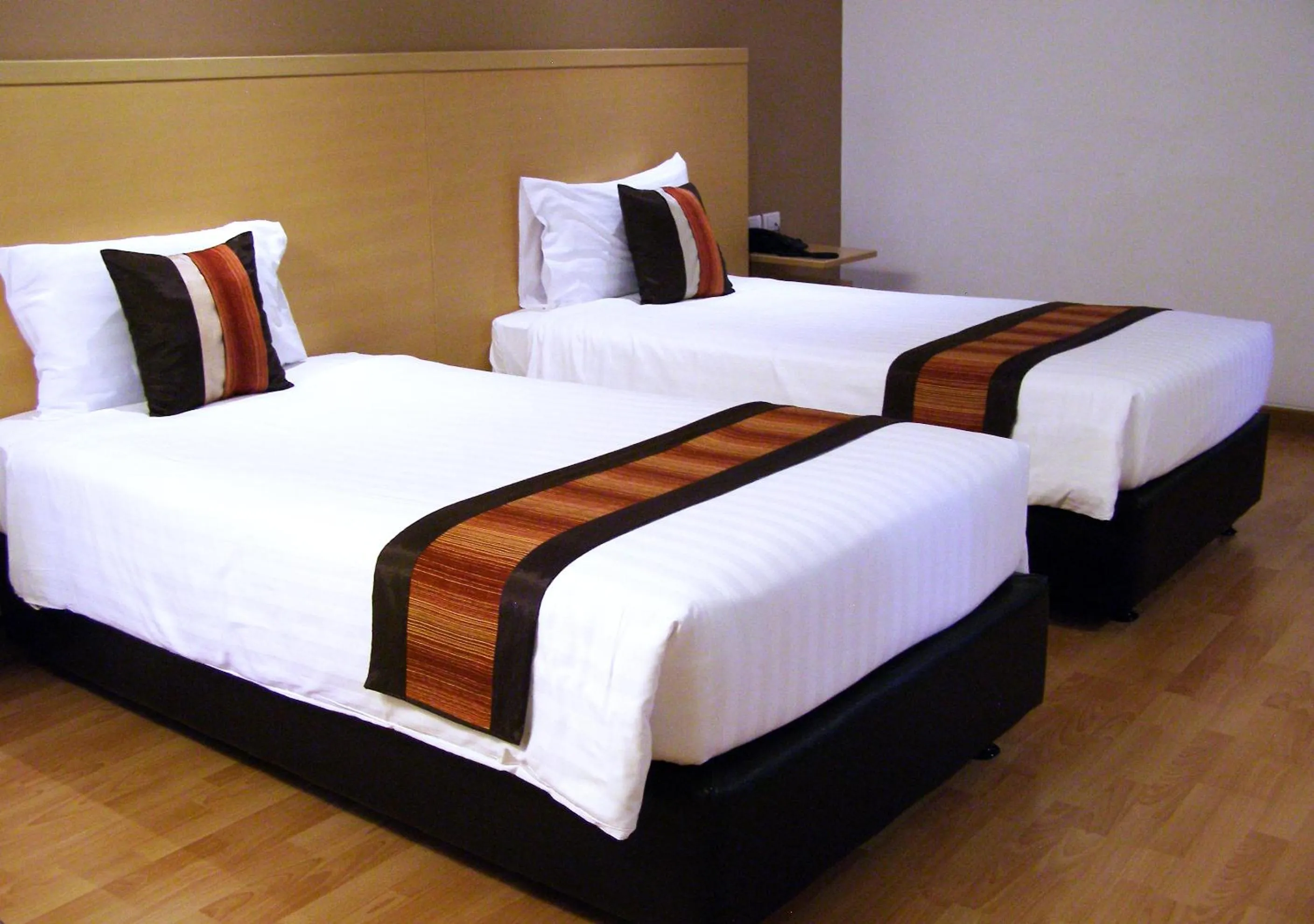 Superior Twin Room in Iyarin @ Tuk Chang Hotel