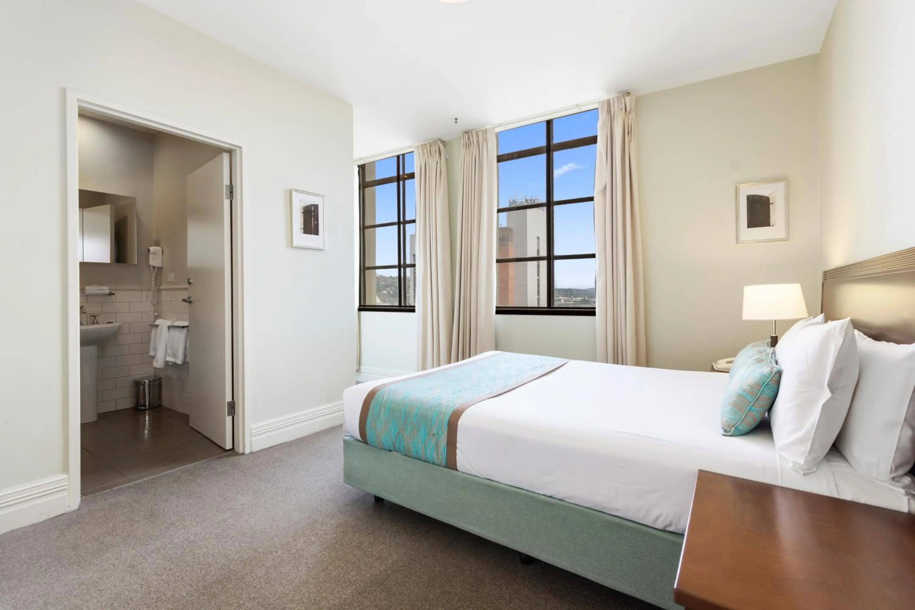 Executive Two-Bedroom Apartment in Launceston Central Apartment Hotel Official