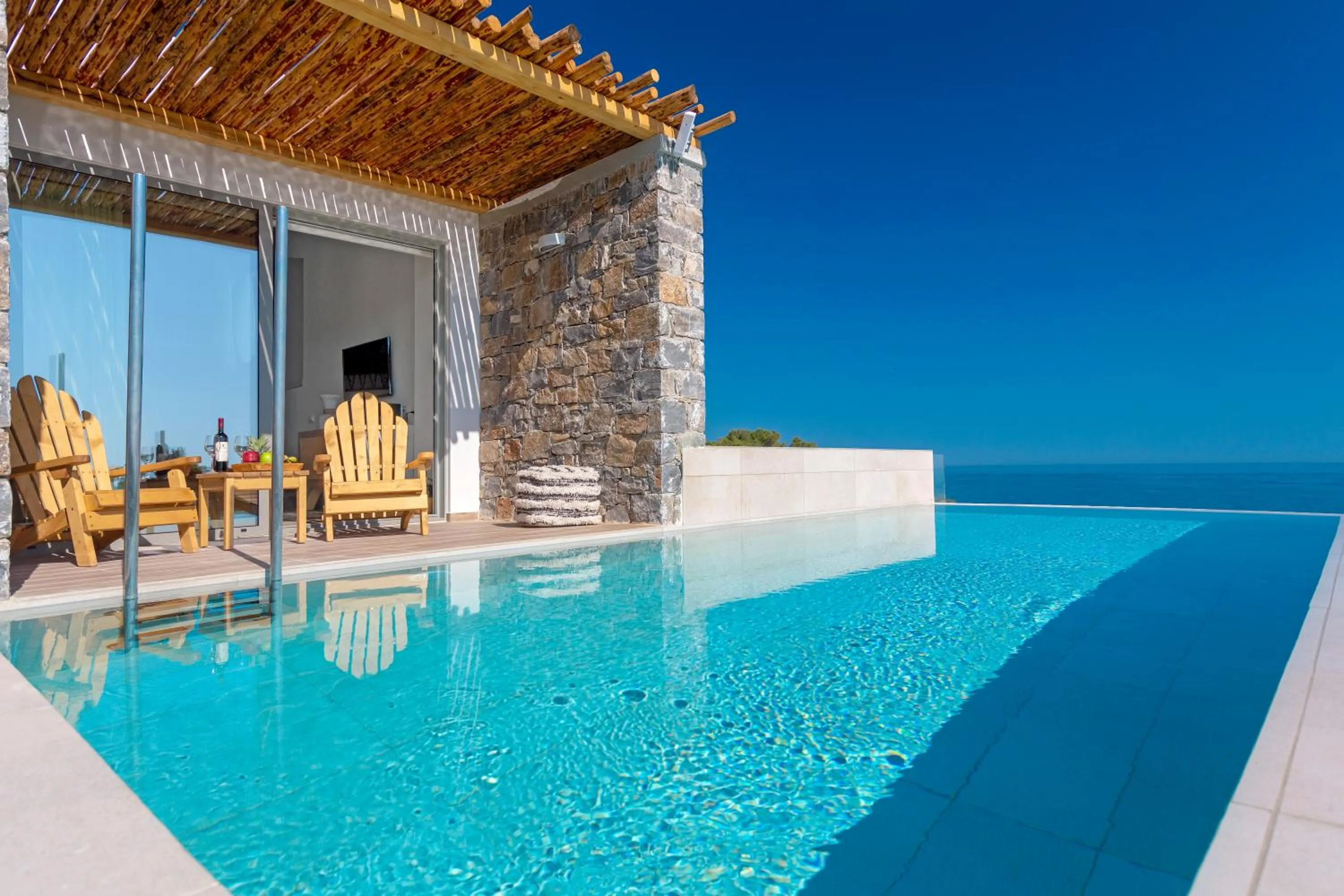Atermono VIP Suite with Sea View & Private Pool- Split Level in Atermono Boutique Resort & Spa