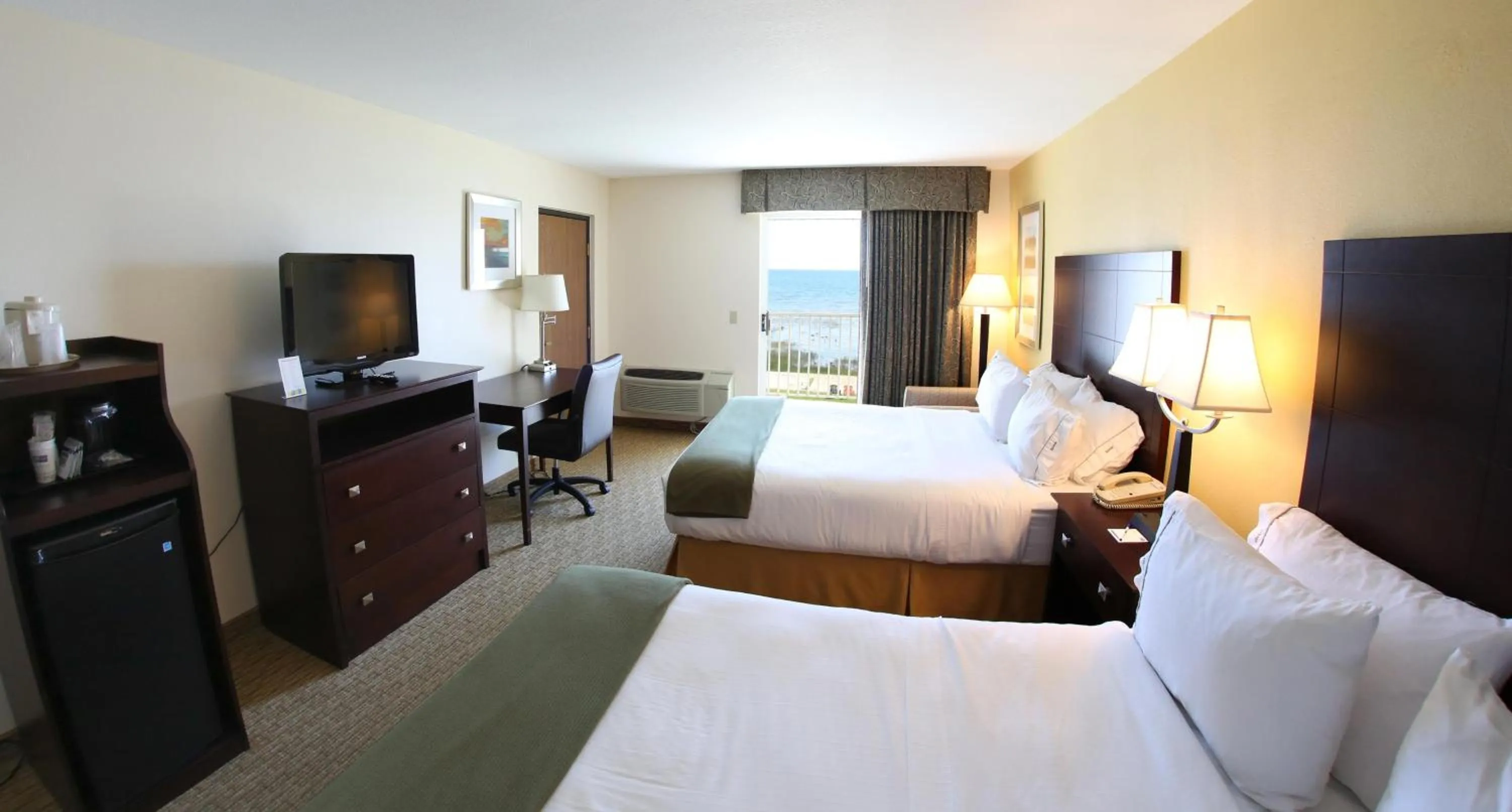 Standard Queen Room with Two Queen Beds in Holiday Inn Express St. Ignace-Lake Front by IHG