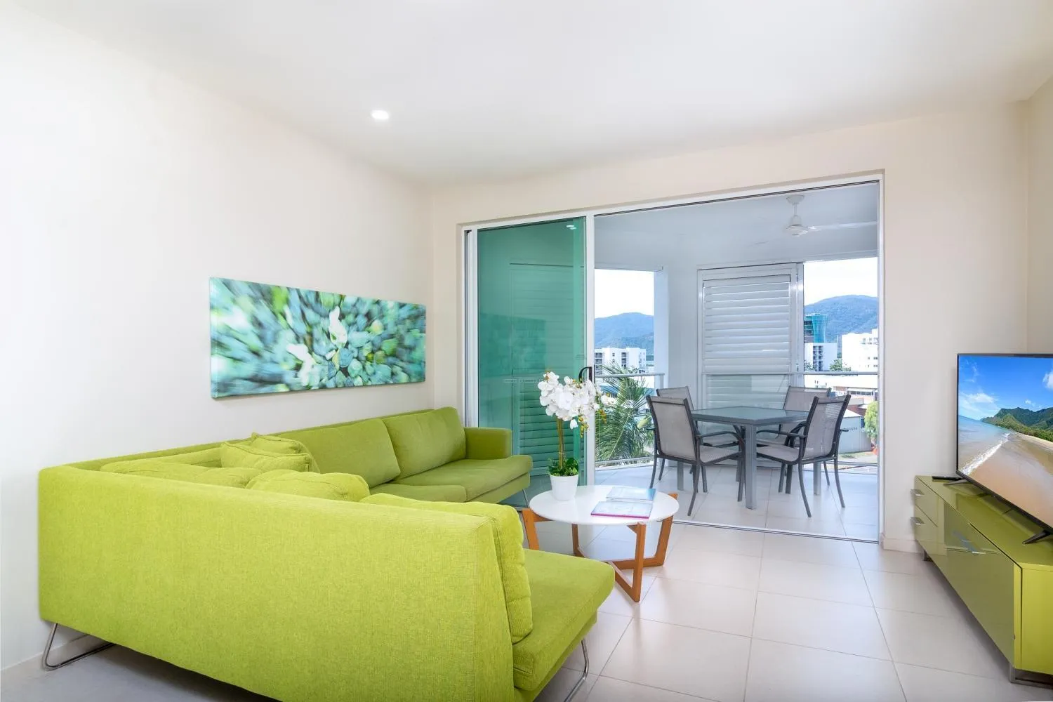 Two-Bedroom Apartment in 201 Lake Street