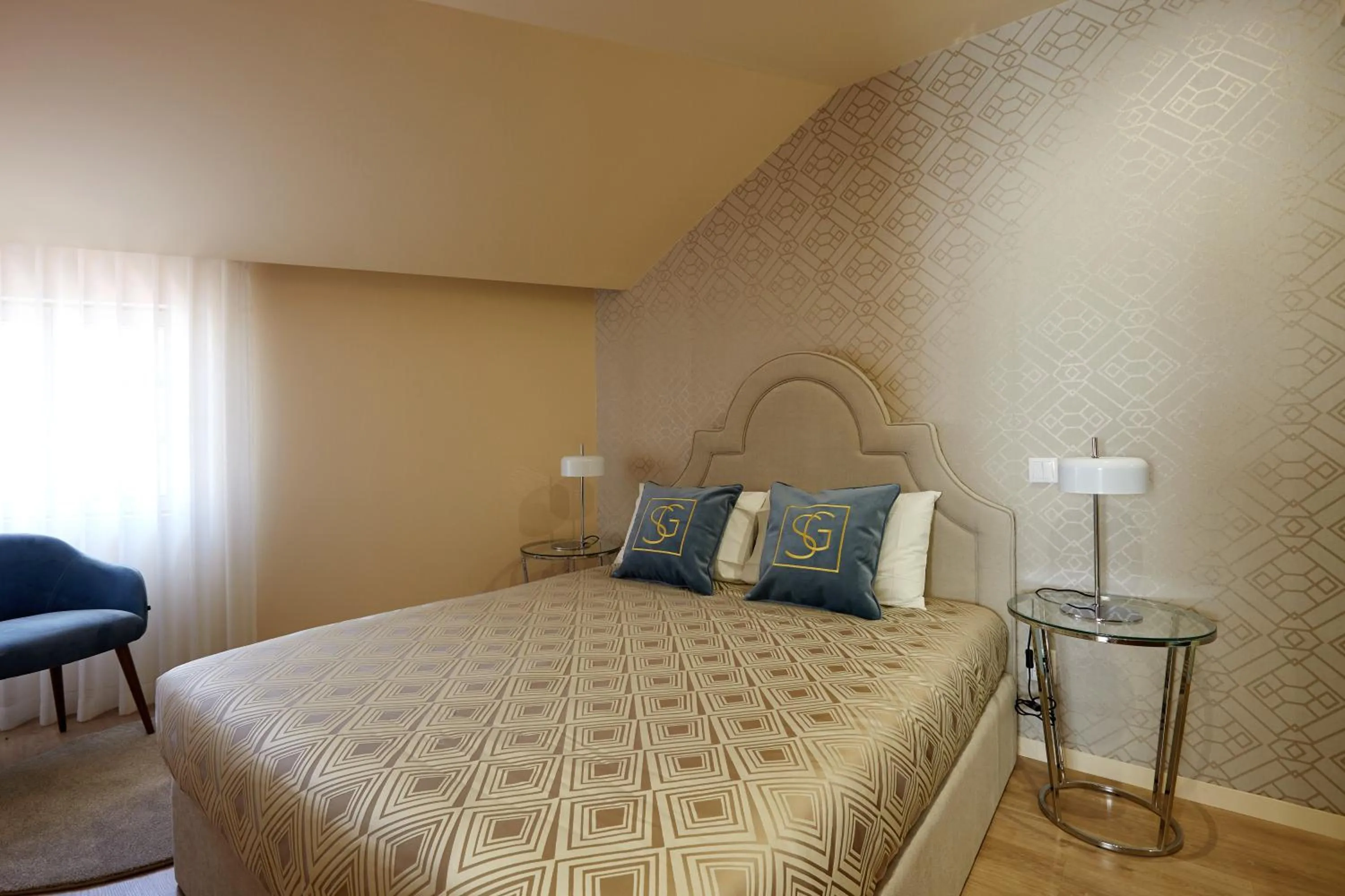 One-Bedroom Apartment in Signature Apartments Os Terceiros