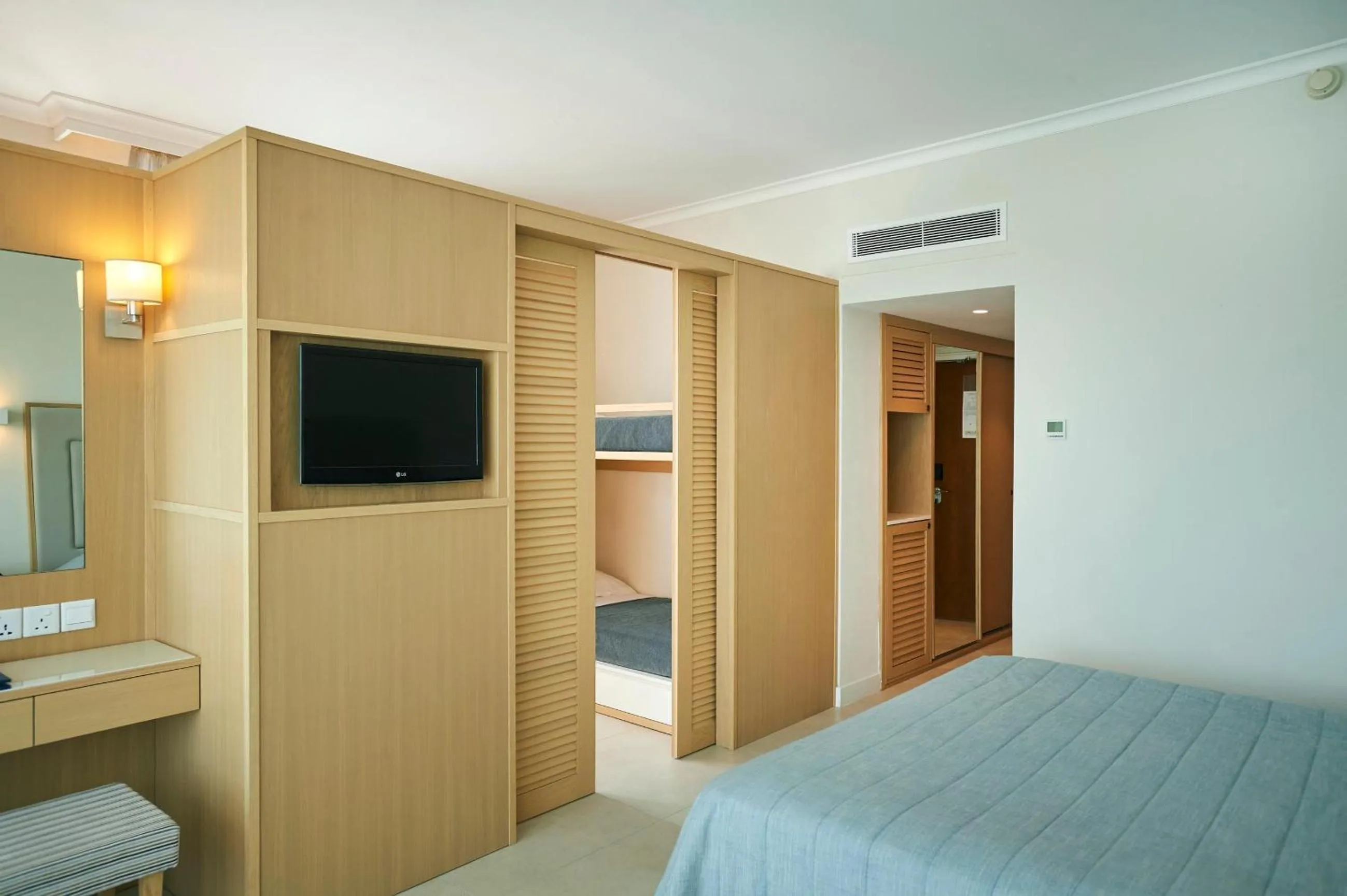 Family Side Sea View room in Sunrise Beach Hotel