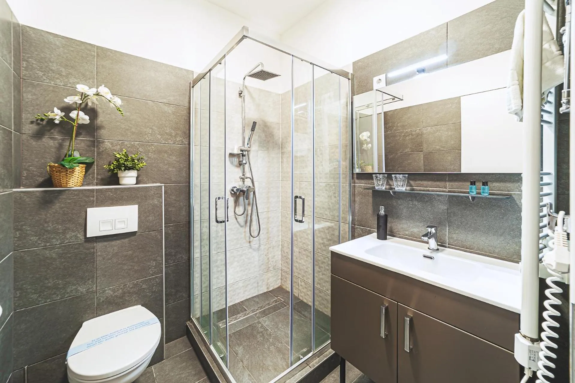 Standard Queen Room in Mártoni Resort & Restaurant