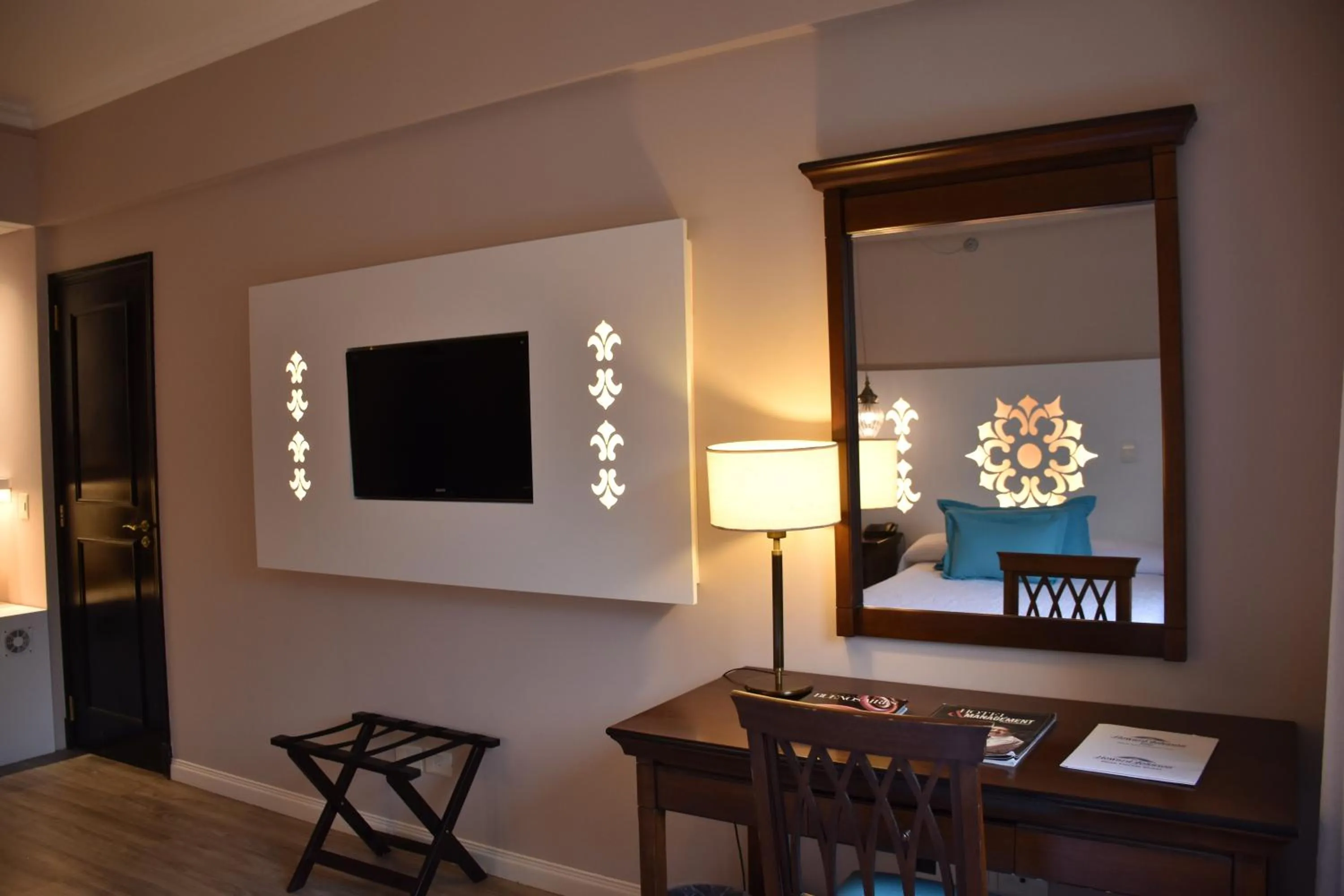 Double Room in Howard Johnson Pilar Resort Spa & Convention Center