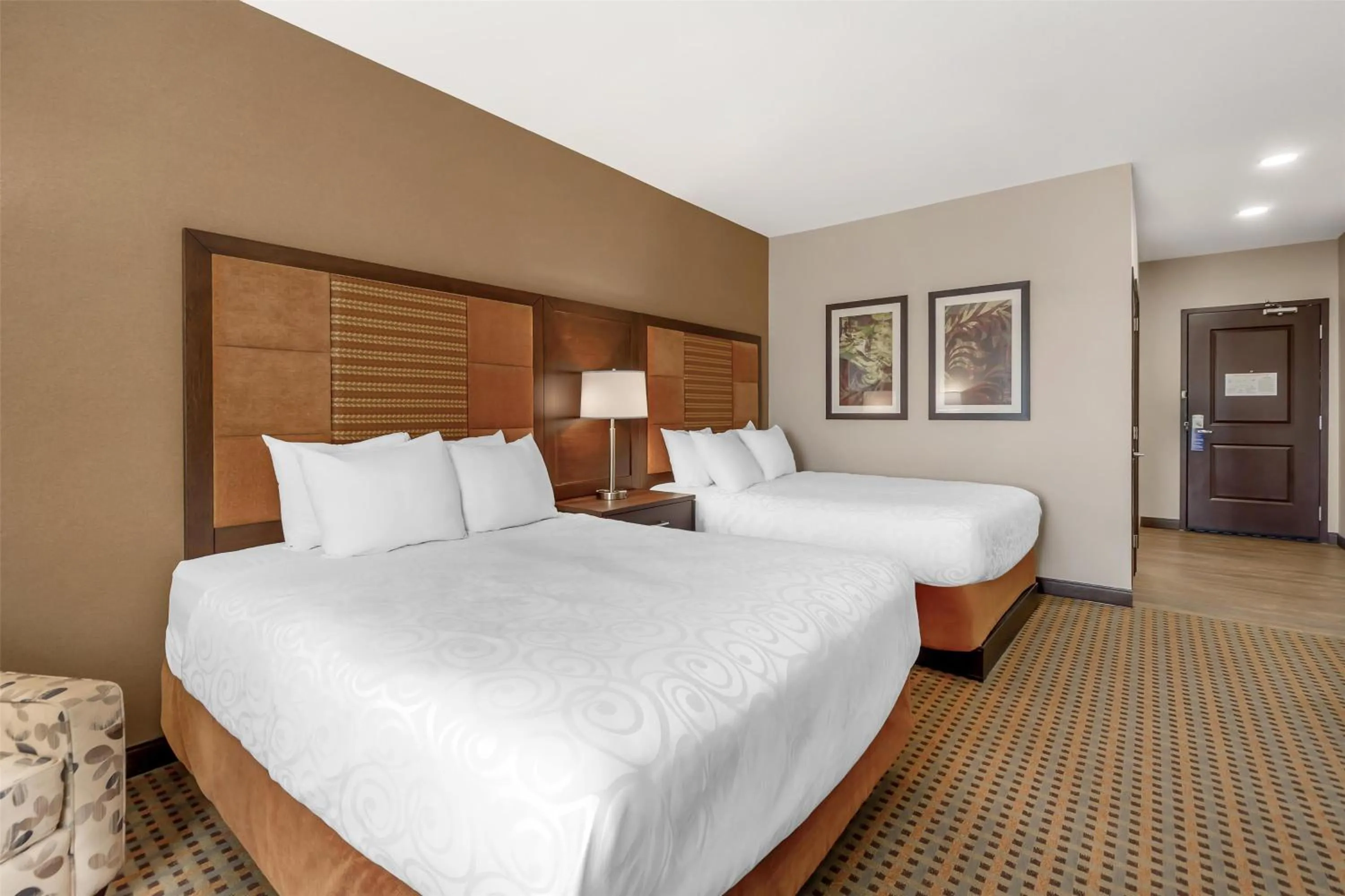 Queen Room with Two Queen Beds - Non-Smoking in Best Western Plus Hinton Inn & Suites
