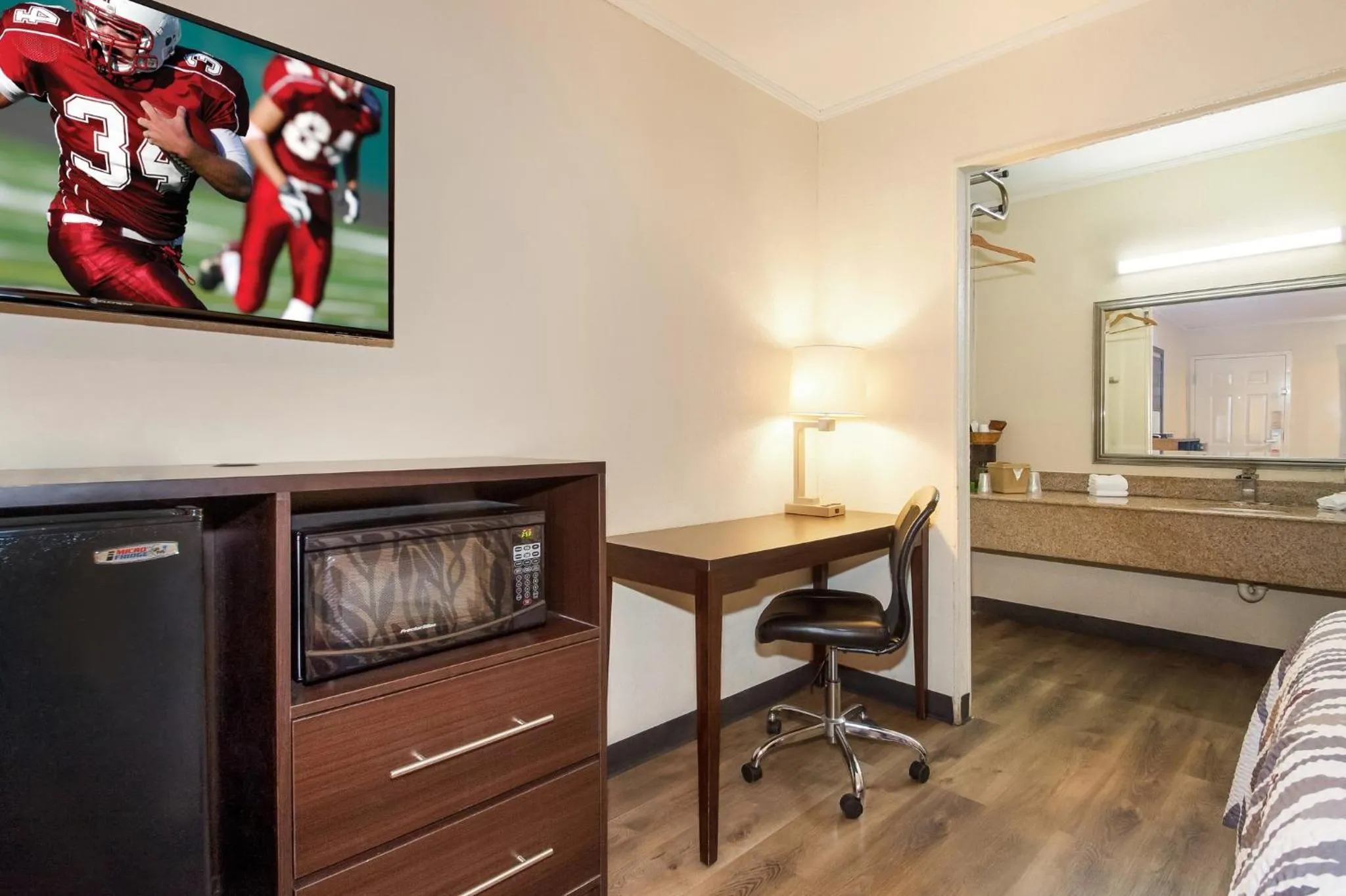  Superior Room with Two Double Beds Disability Access Non-Smoking in Red Roof Inn Santee
