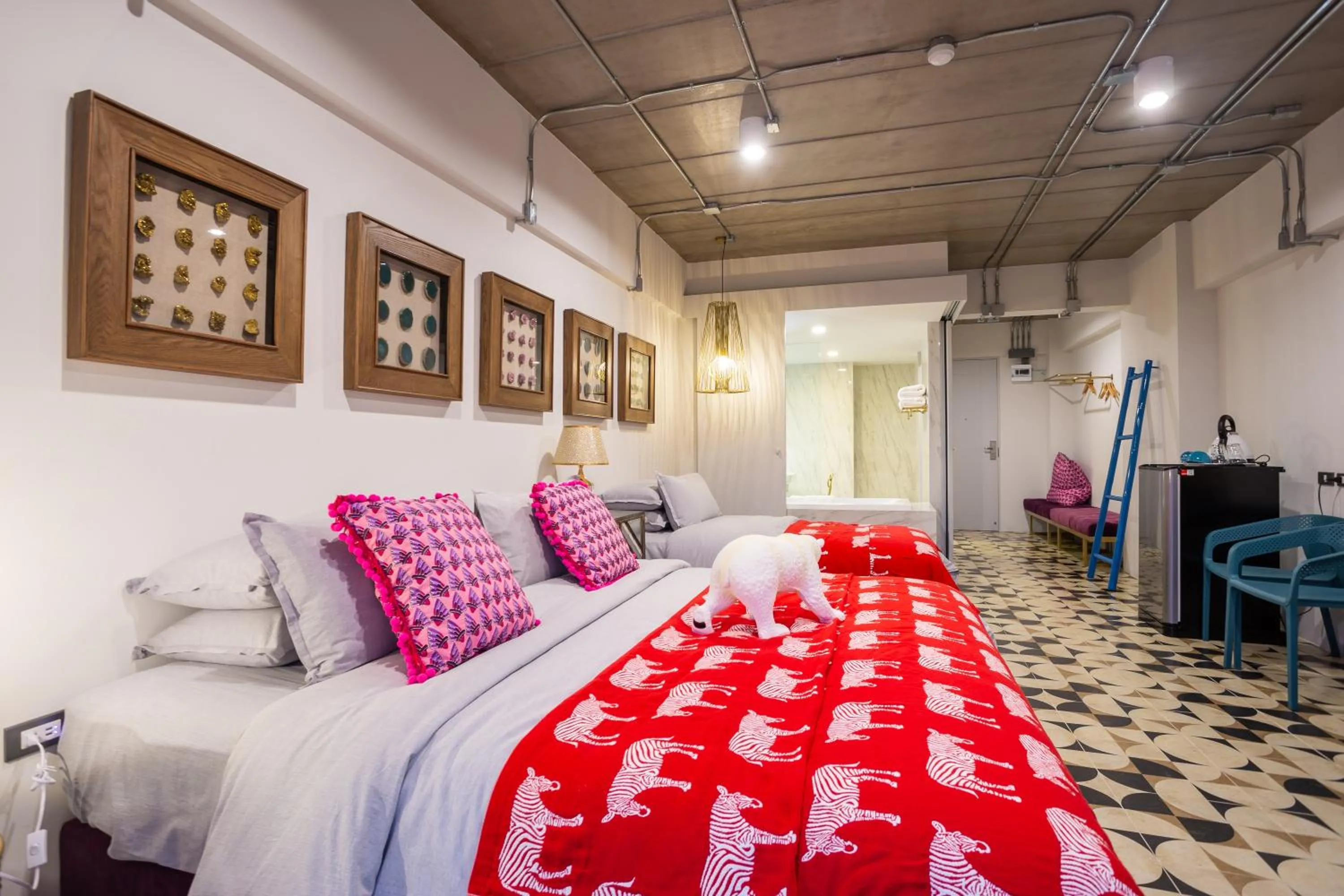 Deluxe Triple Room in River Art Hotel