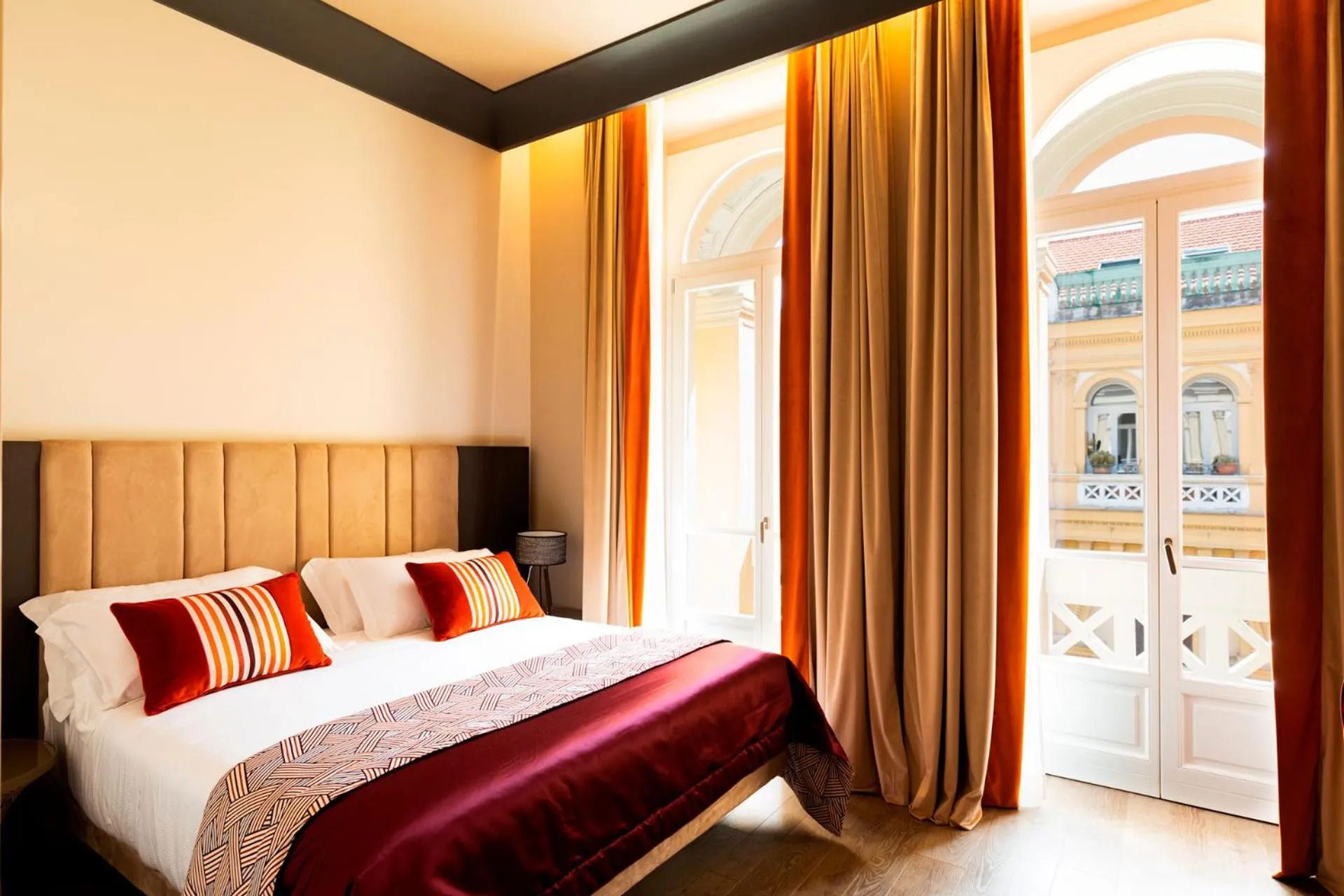 Deluxe Double Room in Amadomus Luxury Suites