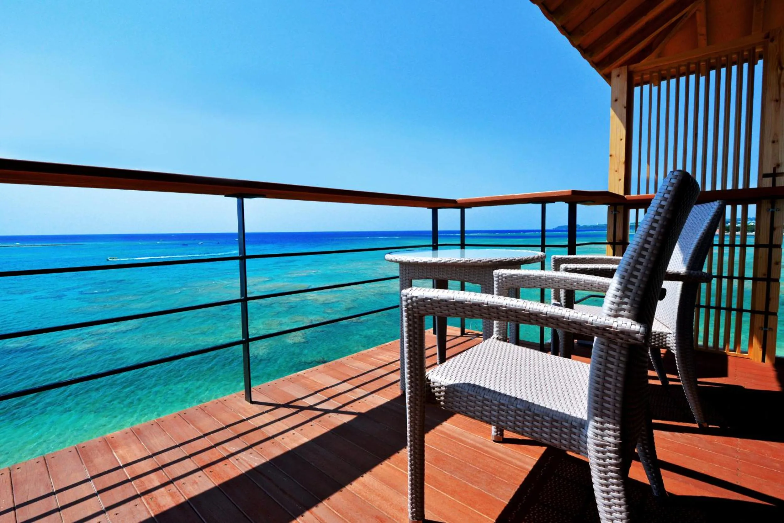 Executive Suite with Sea View - single occupancy in Hyakuna Garan