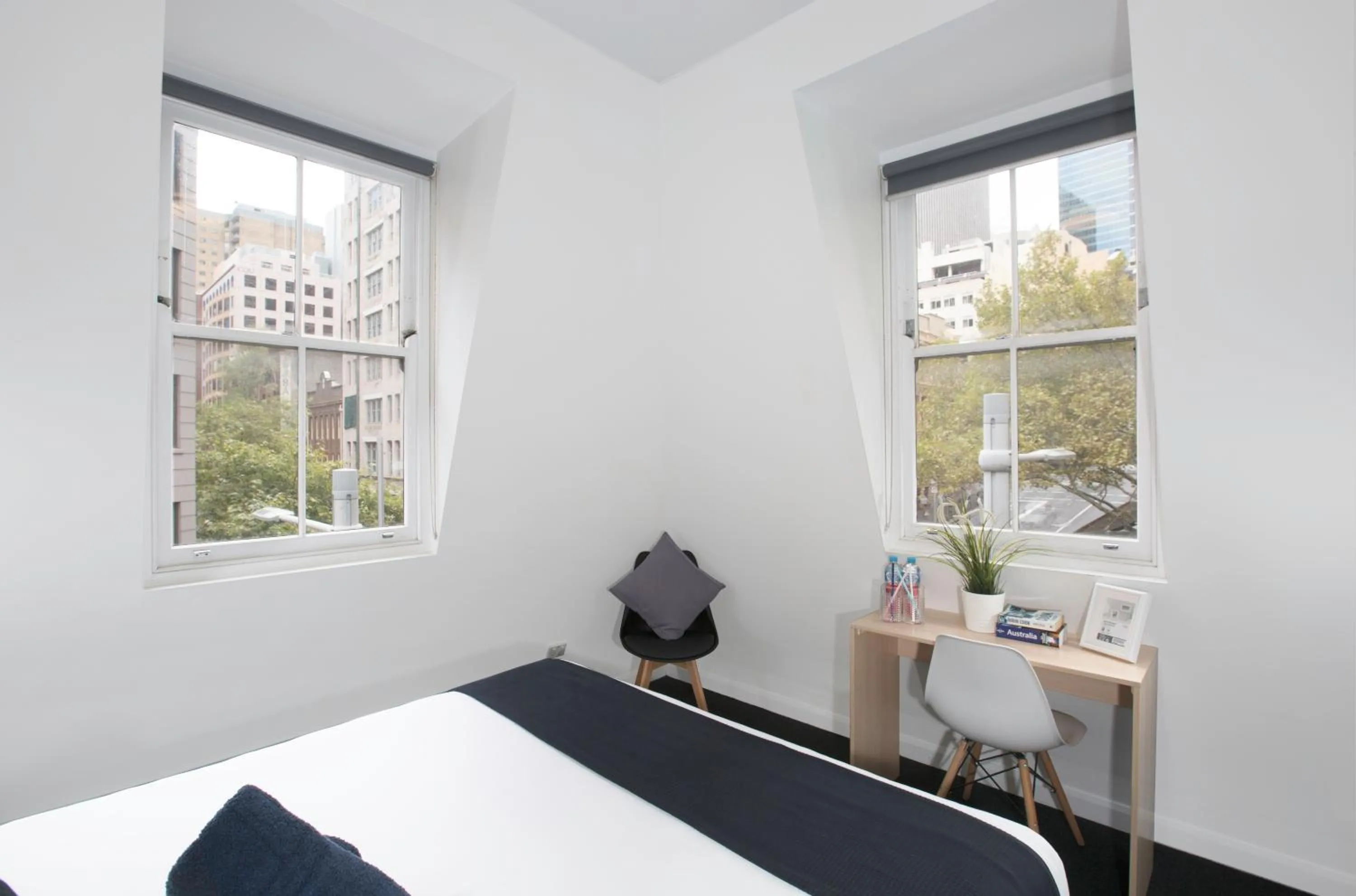 Bedroom, Bed in Base Sydney Hostel