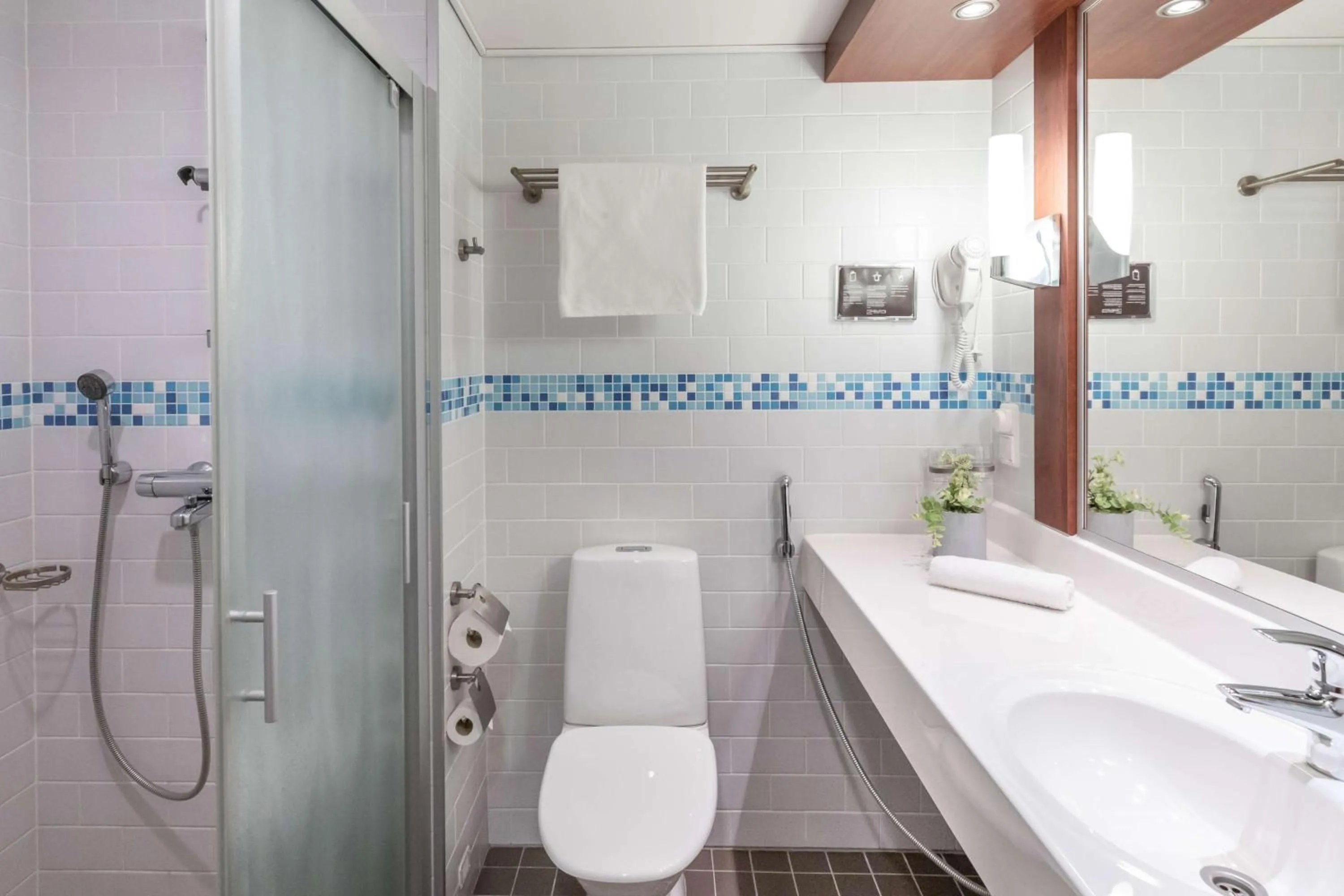 Twin Room in Scandic Tampere Koskipuisto