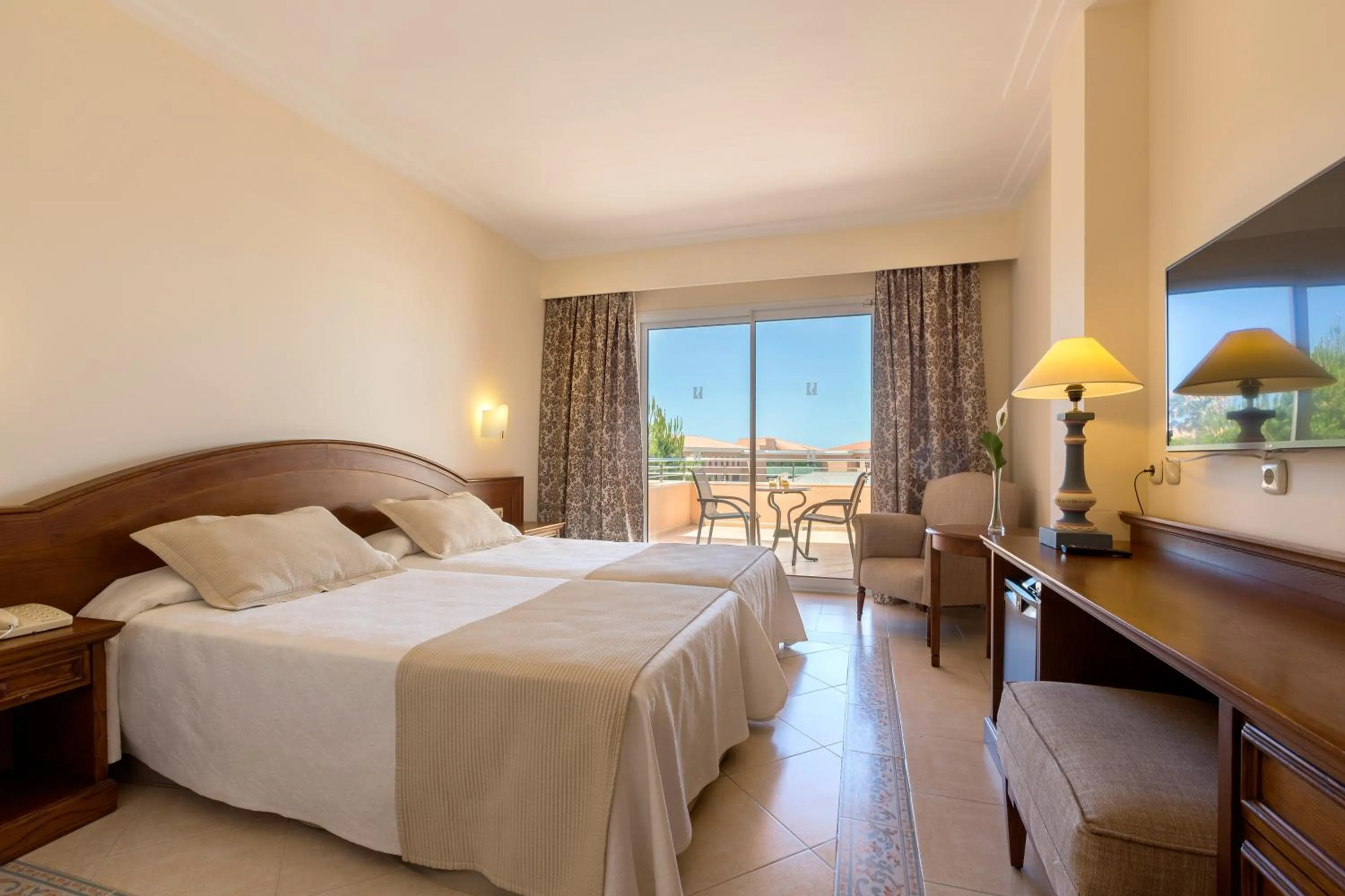 Double or Twin Room in Hipotels Barrosa Garden