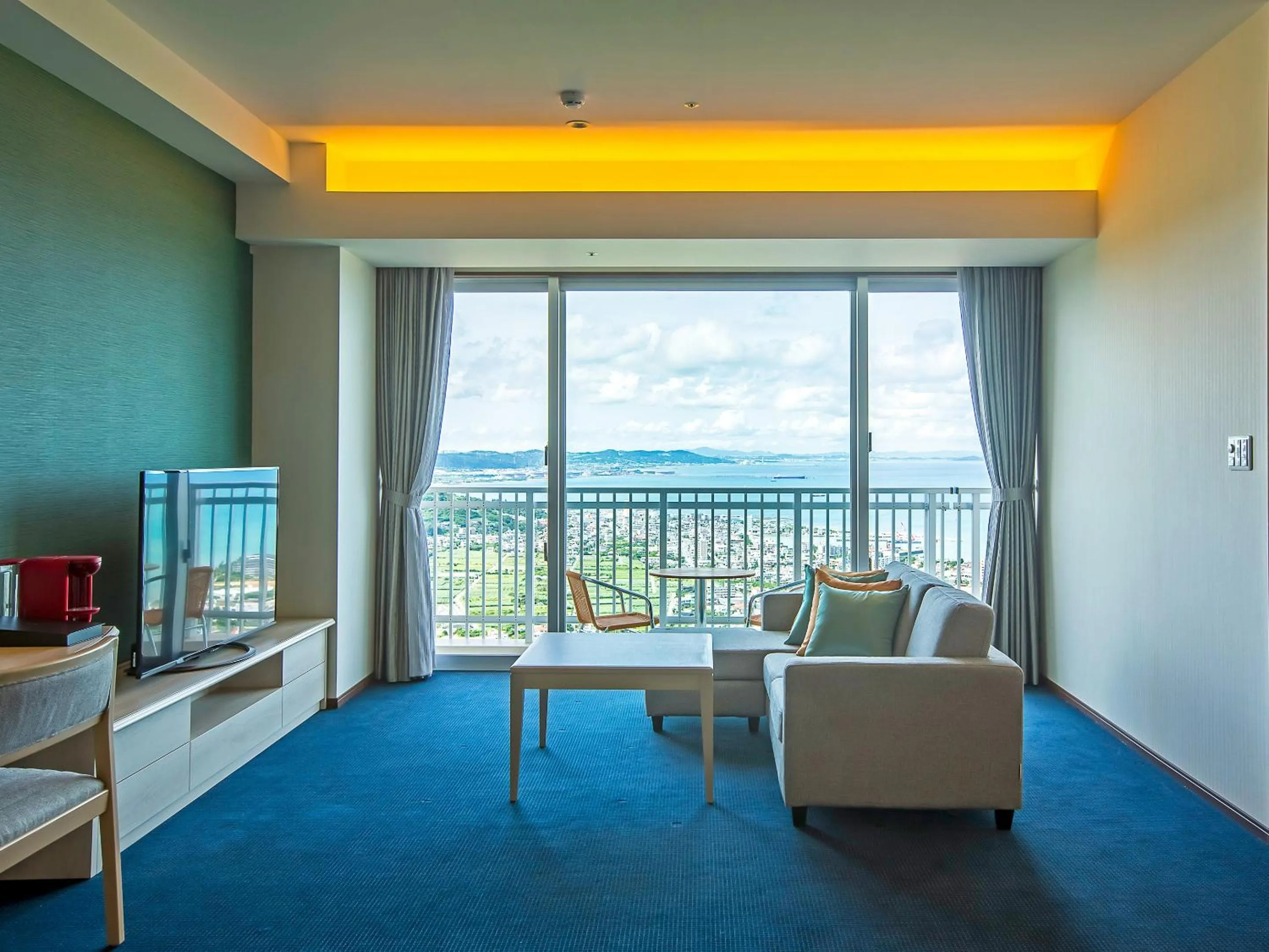 One-Bedroom Suite in The Yuinchi Hotel Nanjo